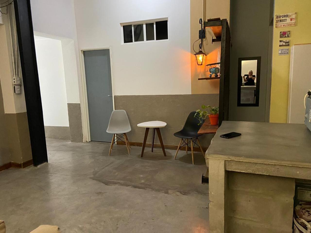 Arguibel 2833 Hotel *