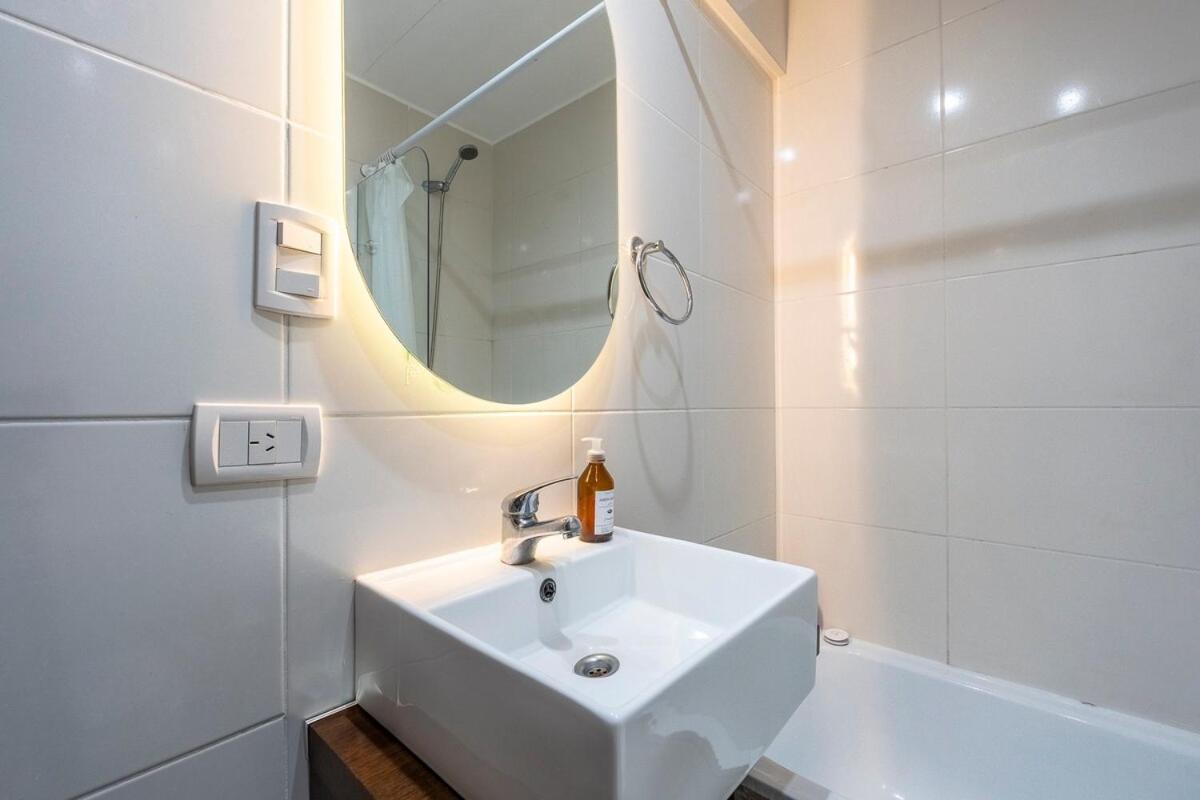 Luminoso Y Funcional Estudio En Crespo Movistar Arena Apartamento *