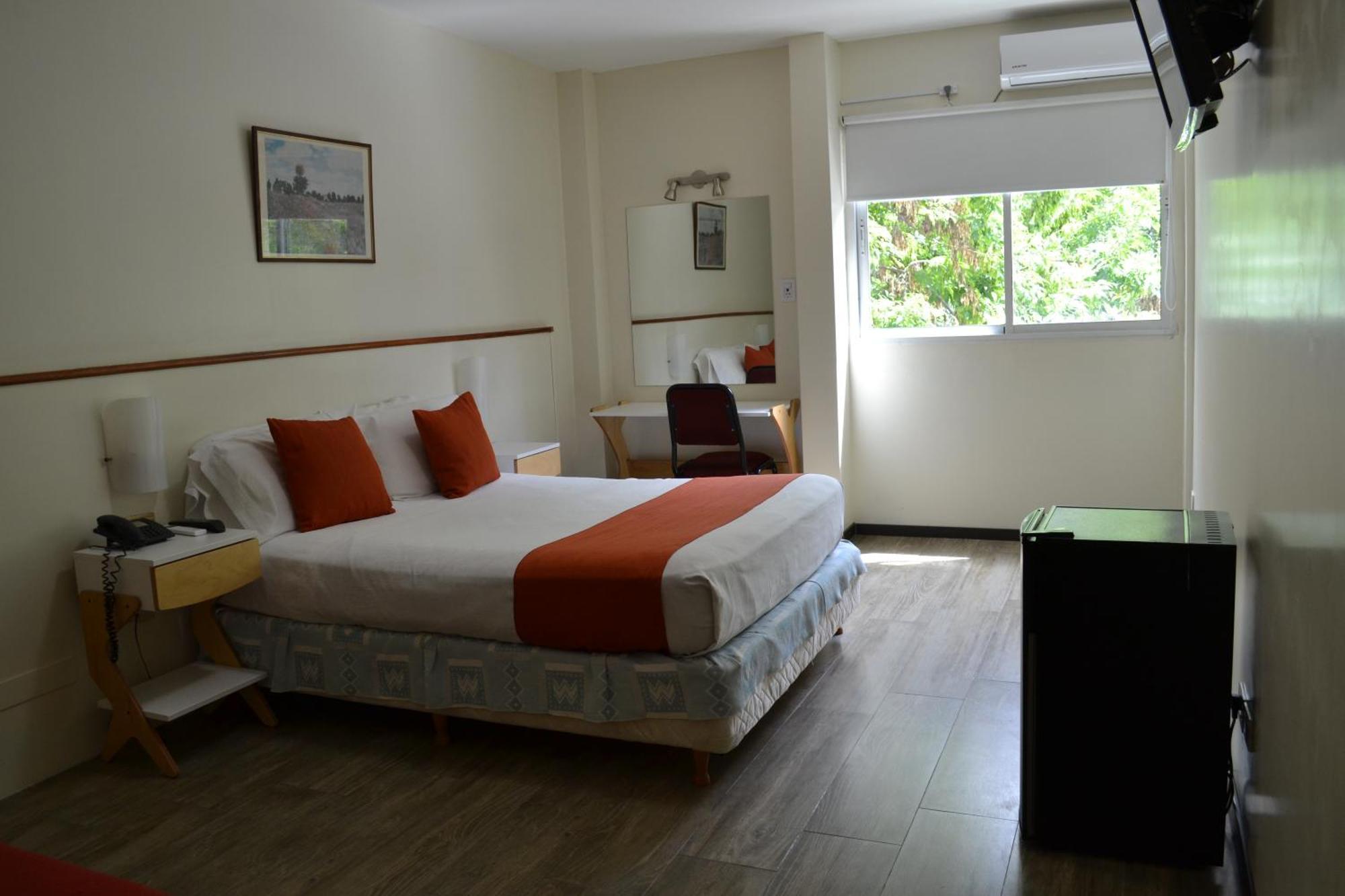 Alpino Hotel Buenos Aires