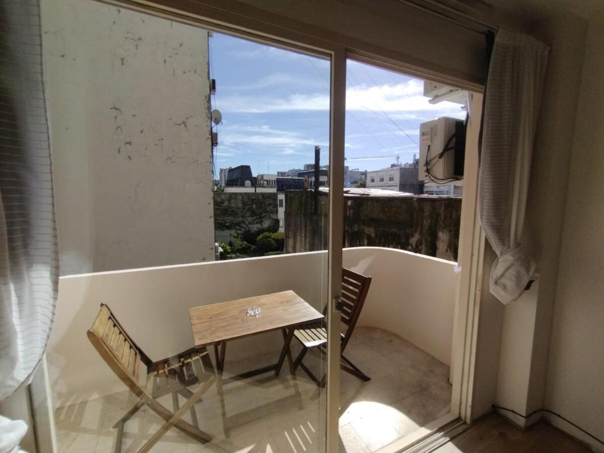 Apartamento Montevideo 900 *