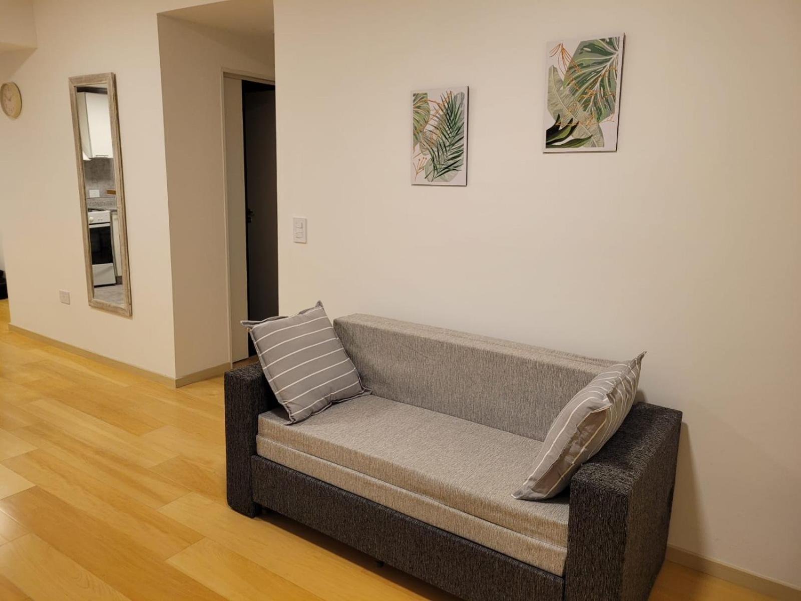 Apartment Paraguay Y Julian Alvarez 2c