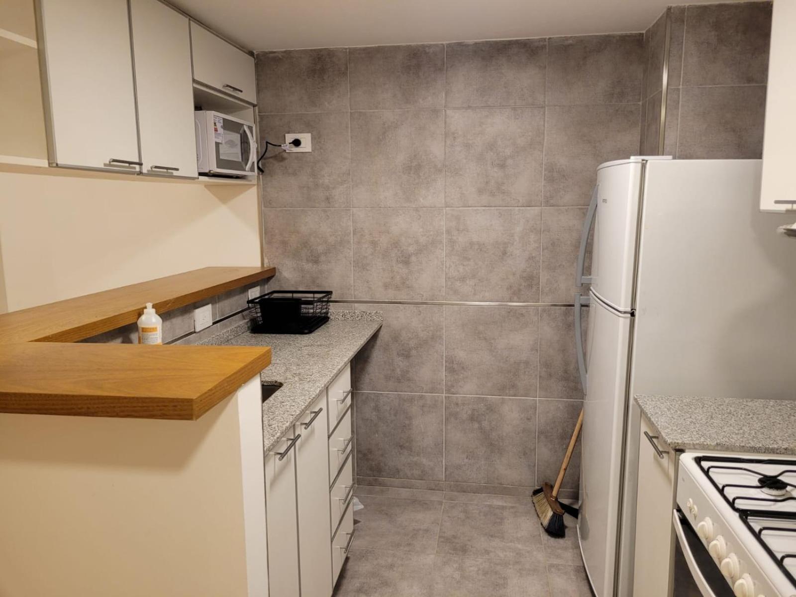 Apartment Paraguay Y Julian Alvarez 2c *