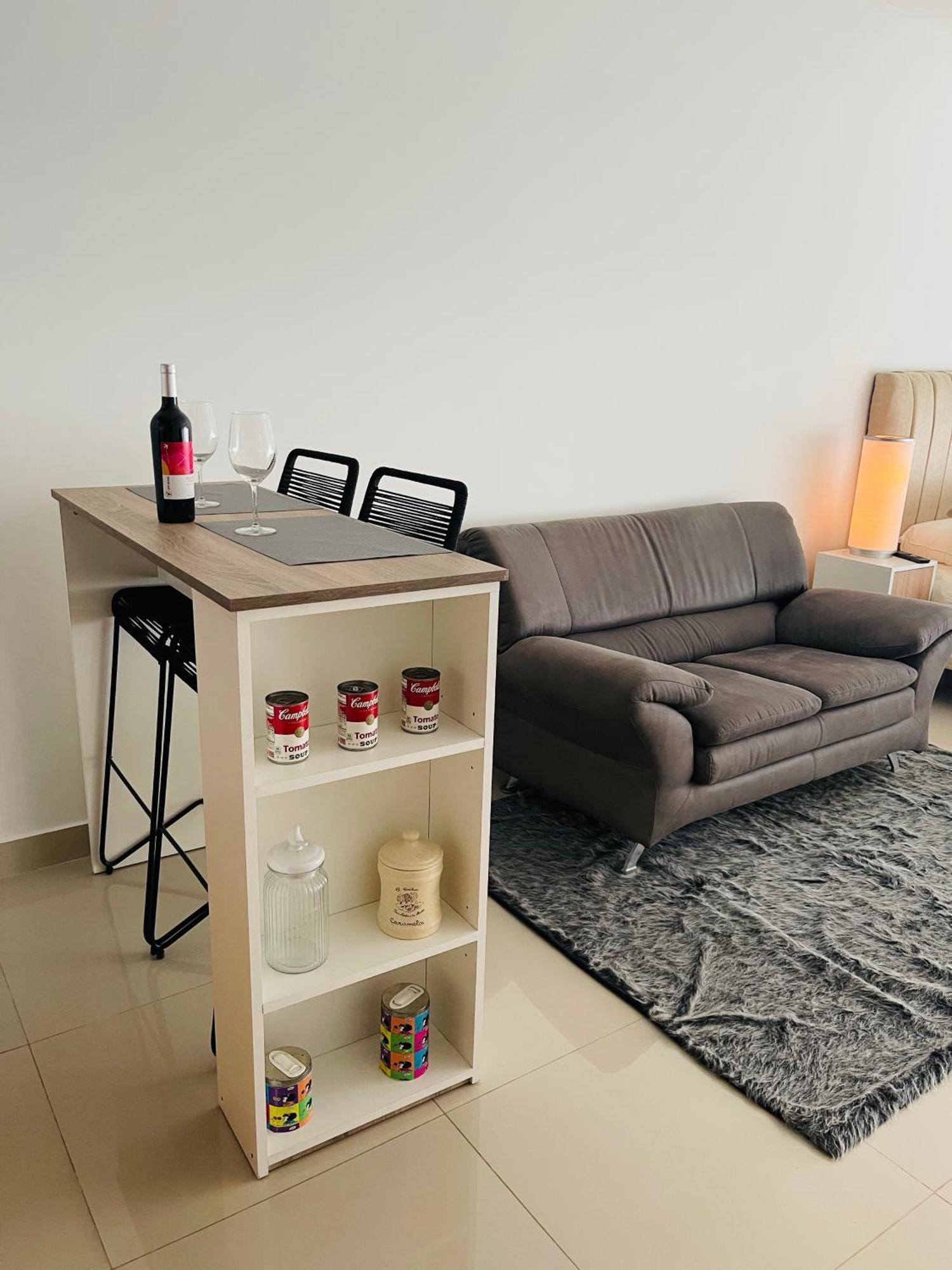 Foster Cevallos * Ciudad Autónoma de Buenos Aires
