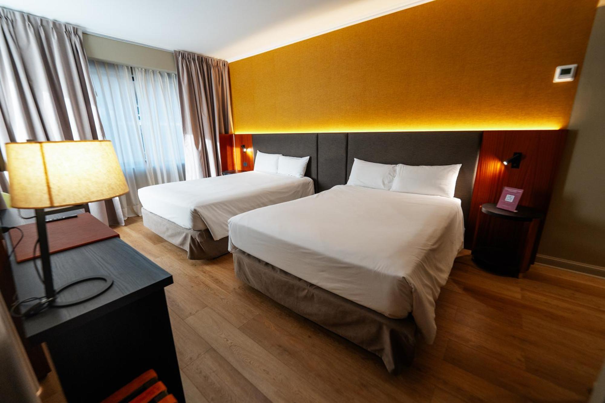 Hotel Amérian Park 4*