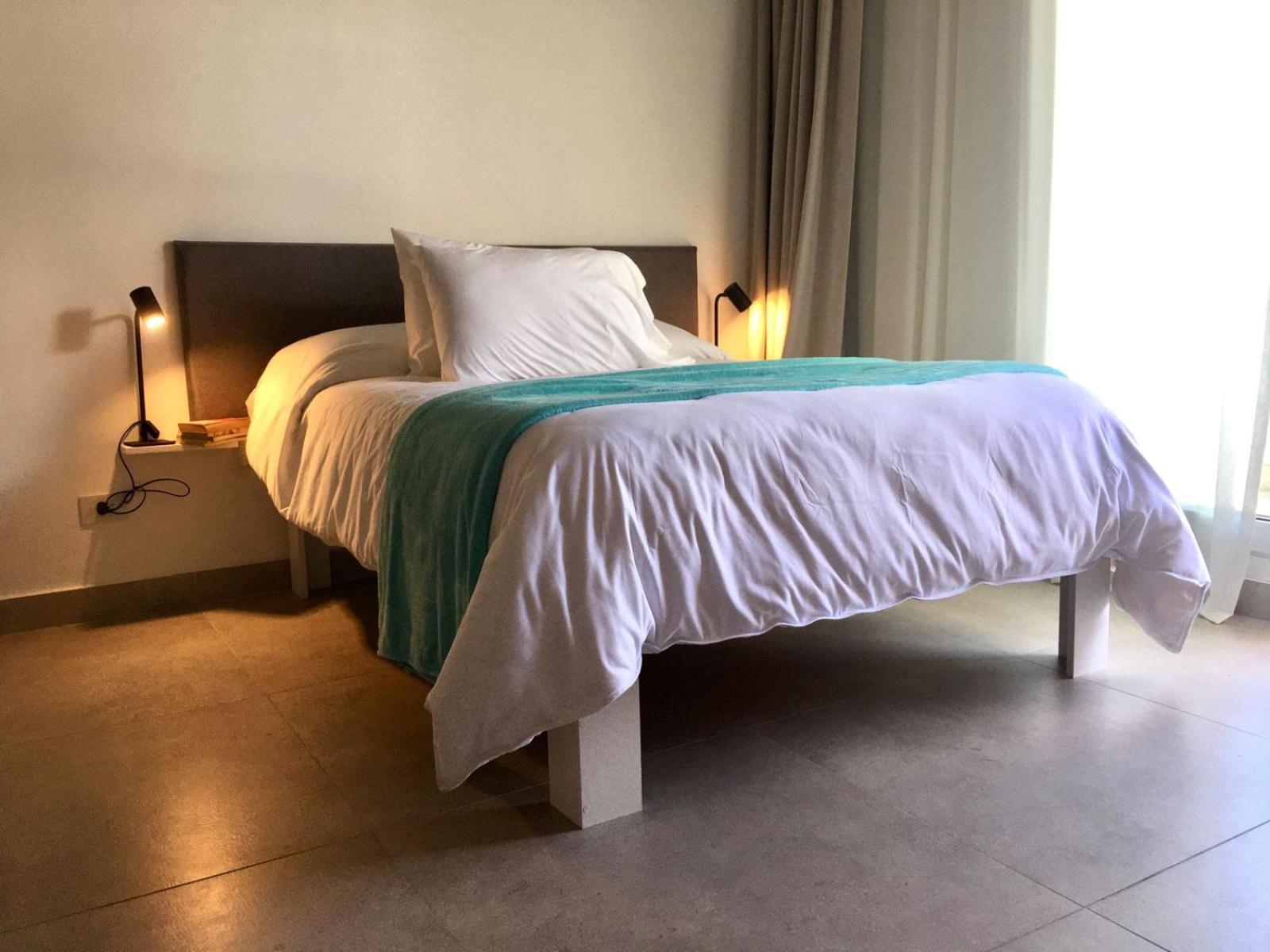 Turquoise Apartment *