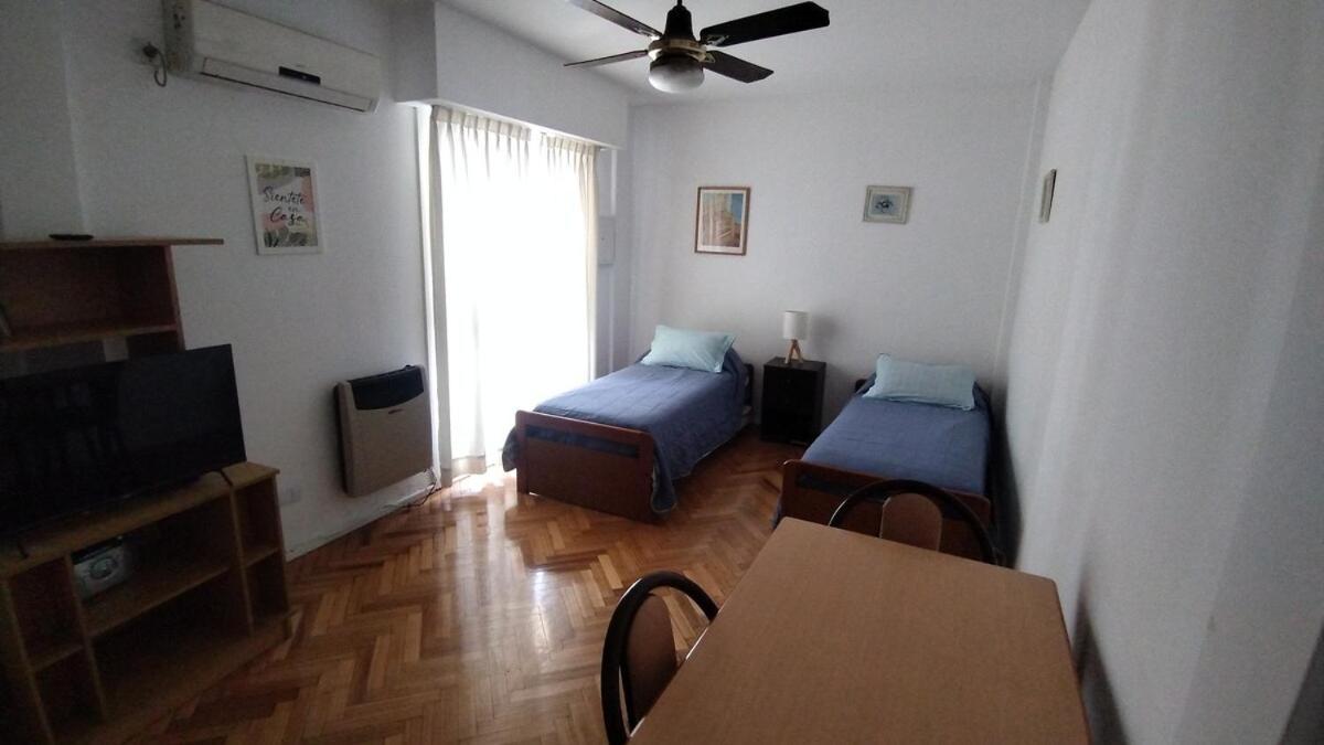 Apartamento Peron Y Gascon Almagro Un Ambiente Amplio Y Luminoso - Alquilerenbaires