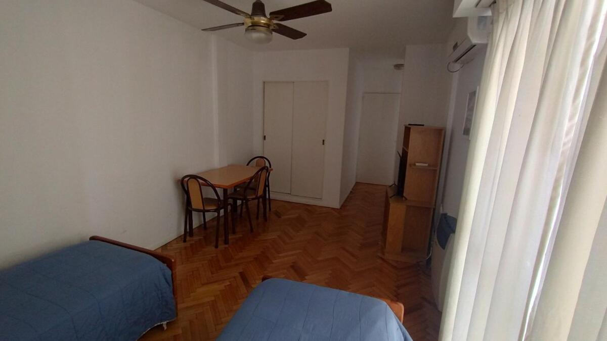 Apartamento Peron Y Gascon Almagro Un Ambiente Amplio Y Luminoso - Alquilerenbaires Ciudad Autónoma de Buenos Aires