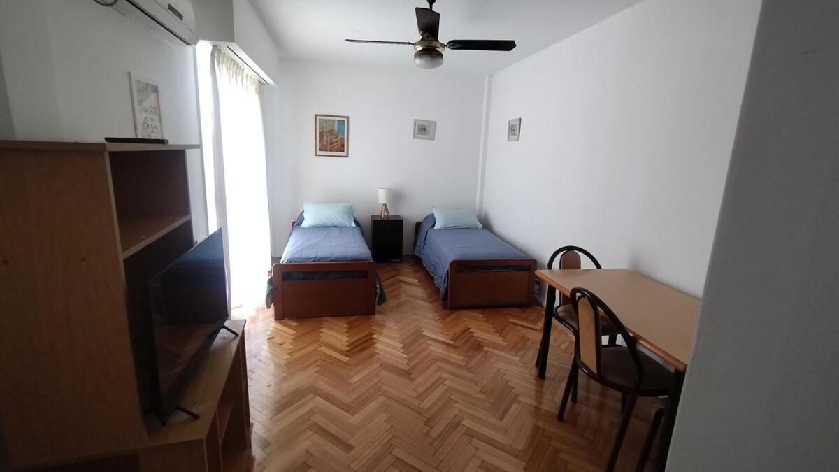 Peron Y Gascon Almagro Un Ambiente Amplio Y Luminoso - Alquilerenbaires Apartamento *
