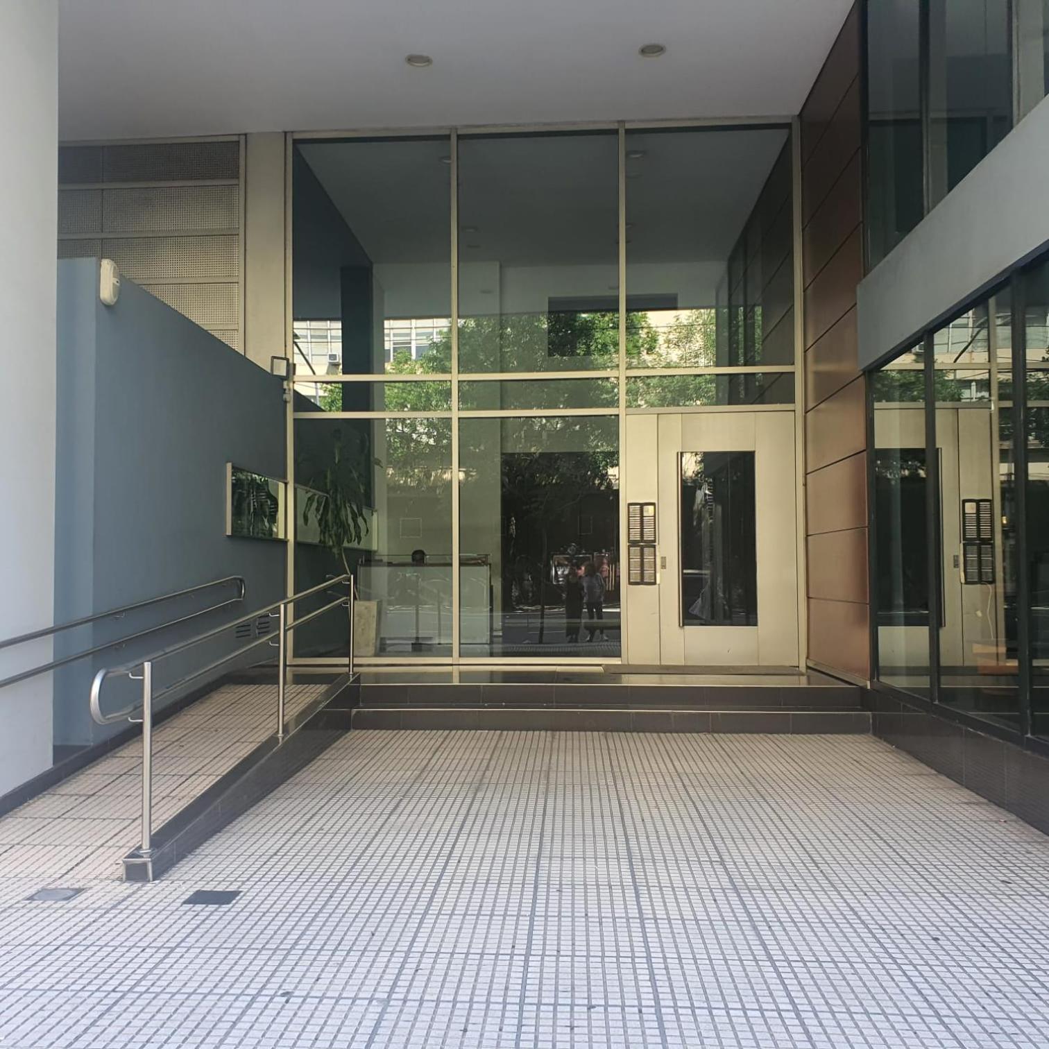 Apartamento Recoleta A 5 Cuadras De El Ateneo