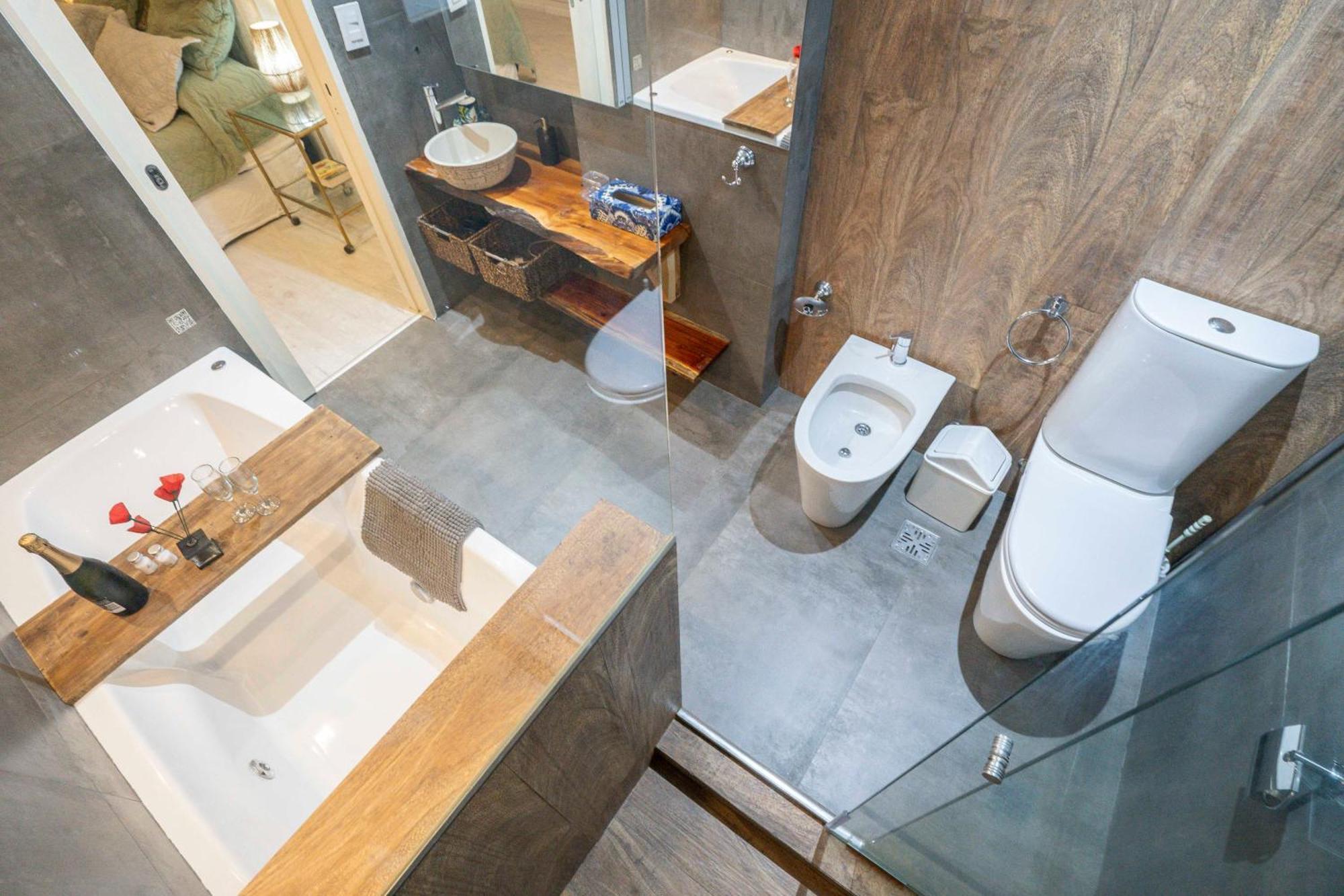 Lujoso Con Jacuzzi, 140m2 Ideal Para Familias Grandes En Retiro Buenos Aires