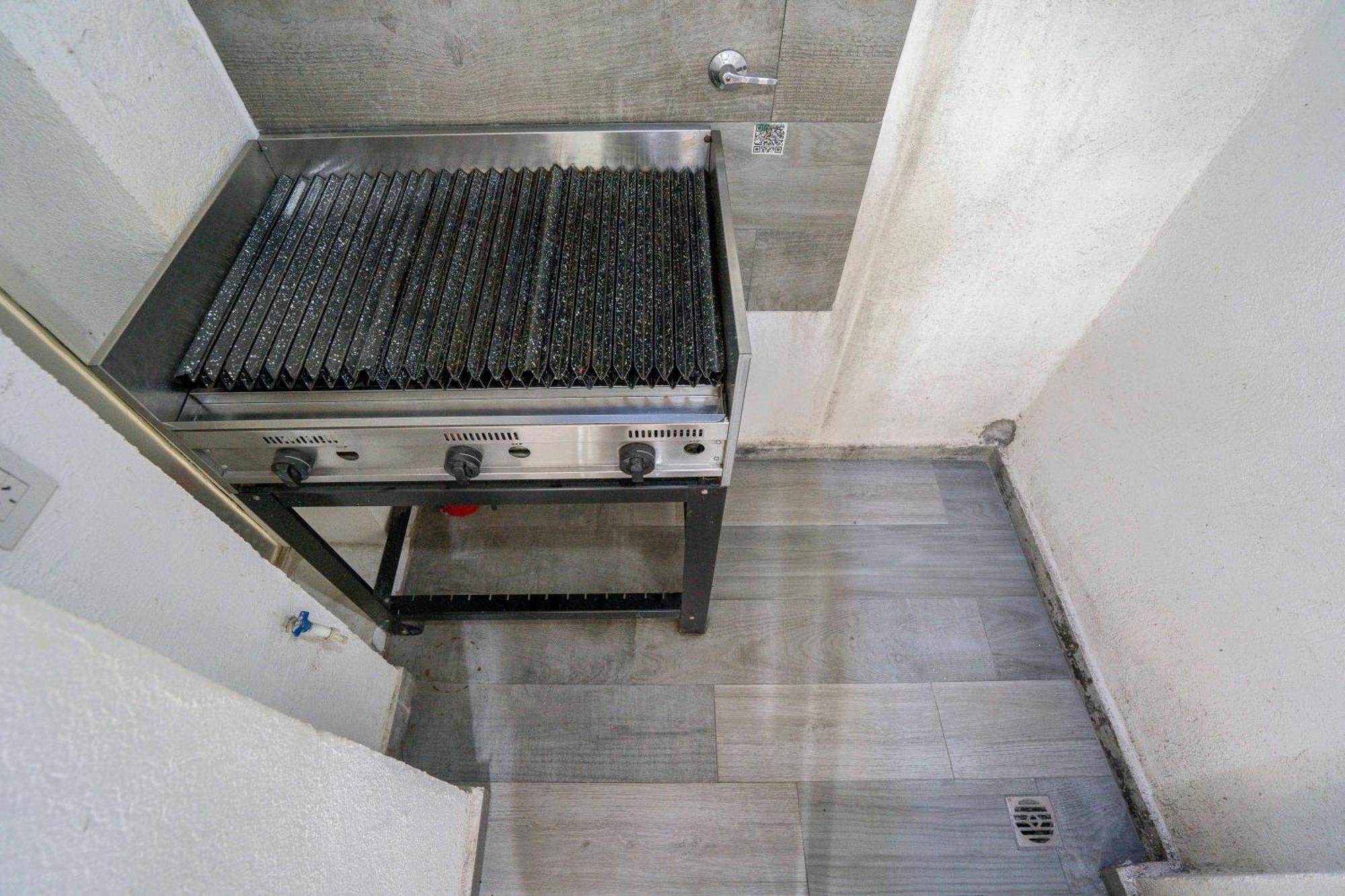 Lujoso Con Jacuzzi, 140m2 Ideal Para Familias Grandes En Retiro * Buenos Aires