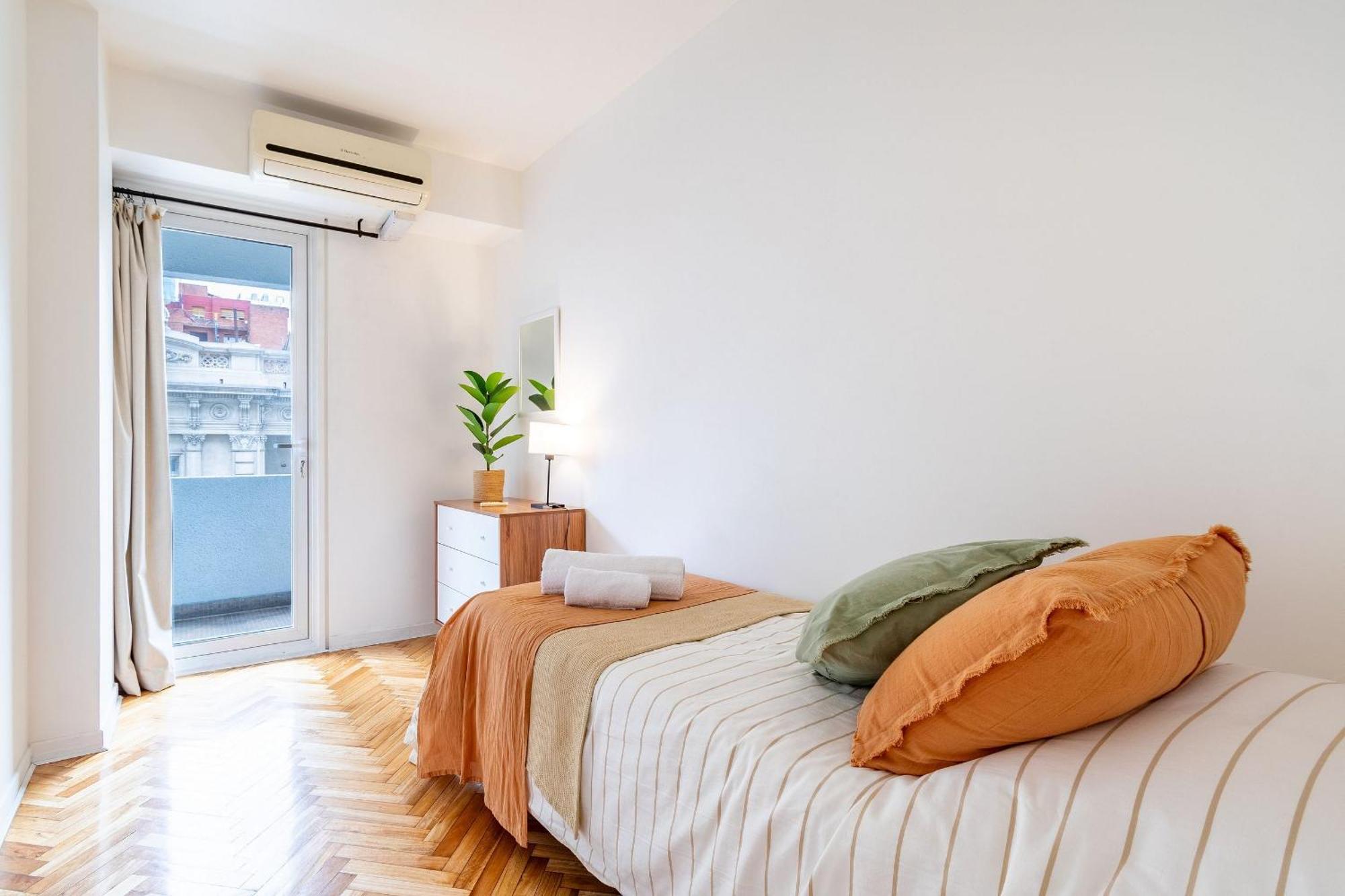 Apartamento Comodo Y Calido Departamento En Avenida Callao