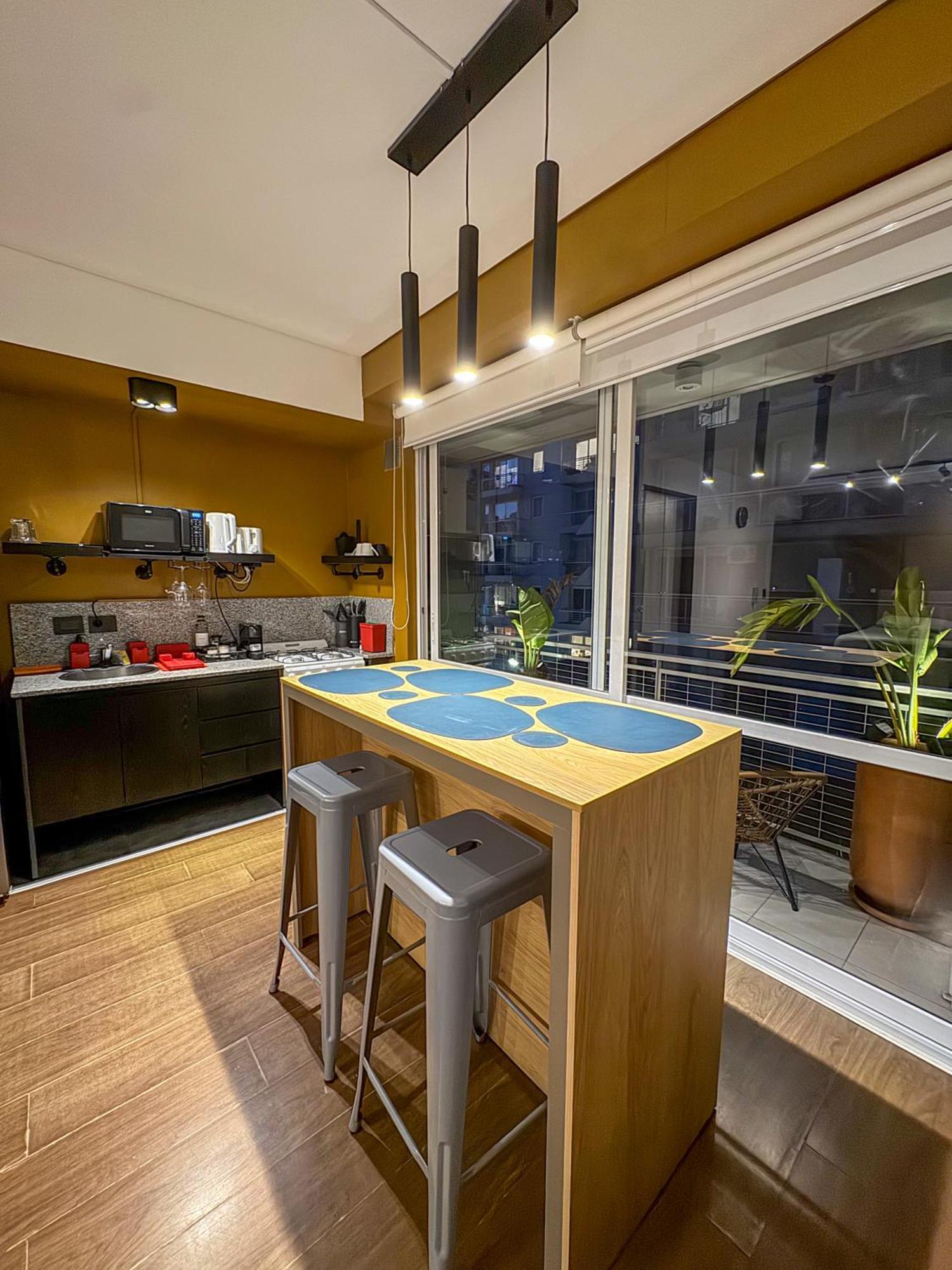Foster Palermo Hollywood * Ciudad Autónoma de Buenos Aires