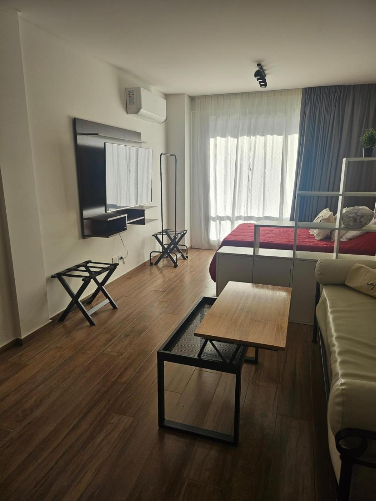 Amplio Y Hermoso Departamento En * Buenos Aires