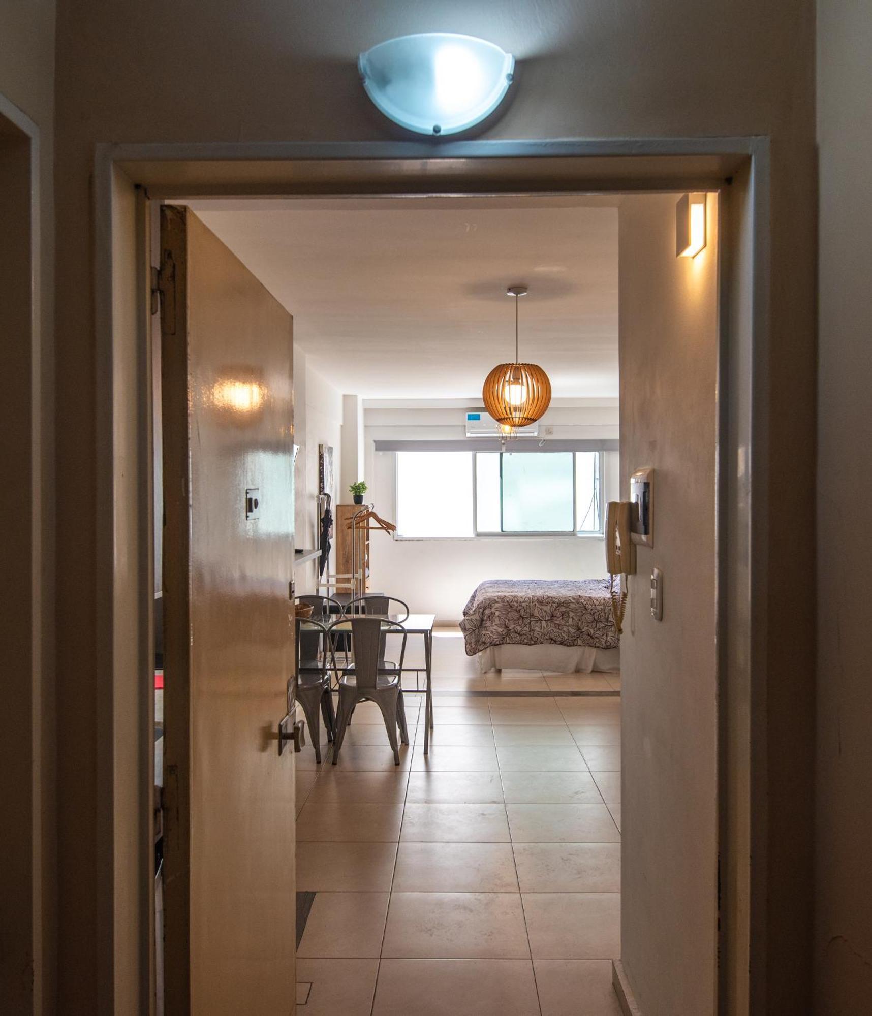 Esmeralda Y Av Córdoba Microcentro Apartamento *