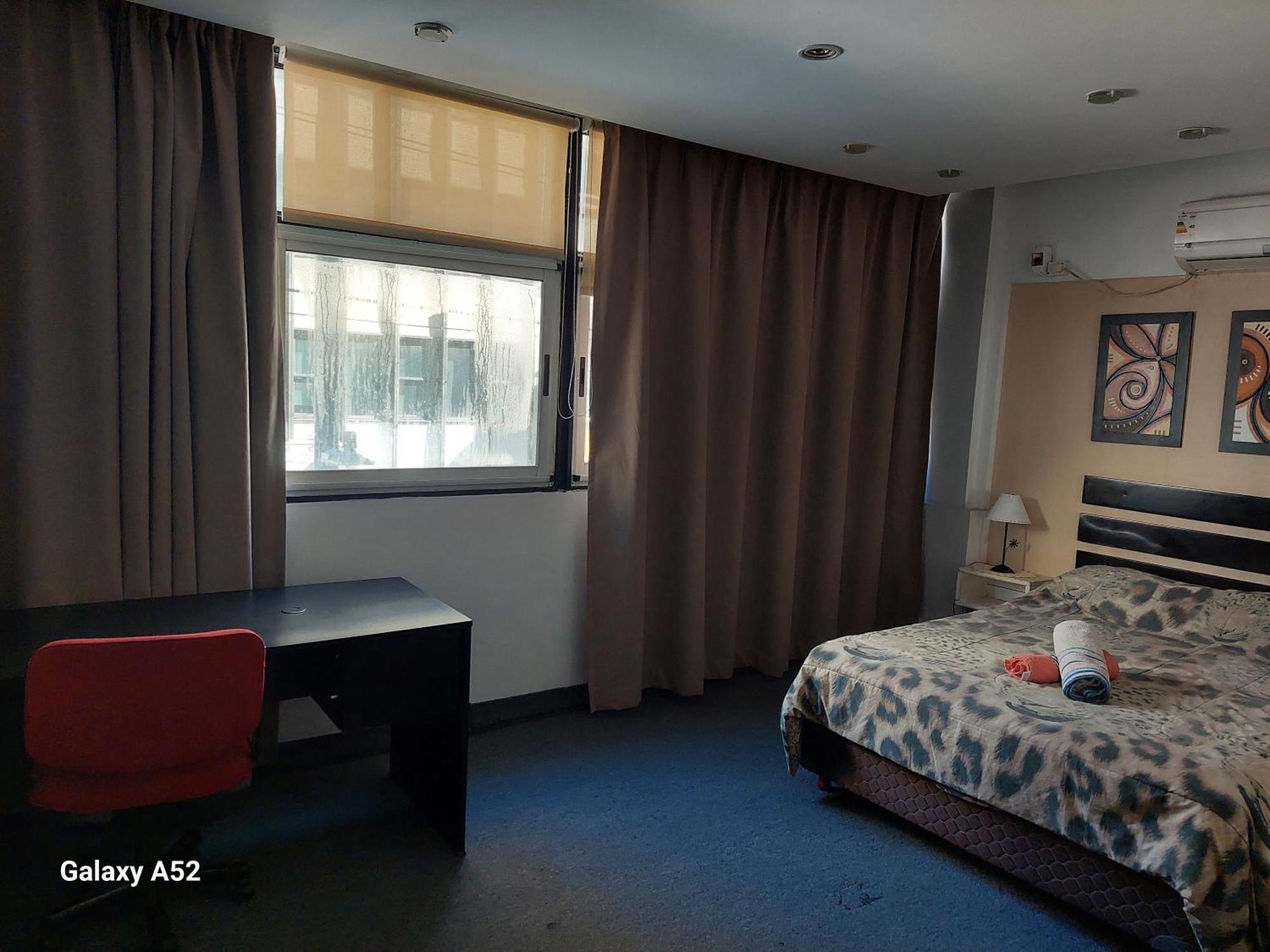 Parana 4 *