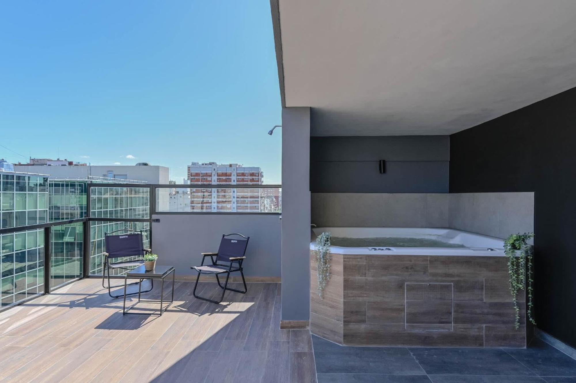 Mansion Mitre 'd' - 4 Pax Gym & Jacuzzi