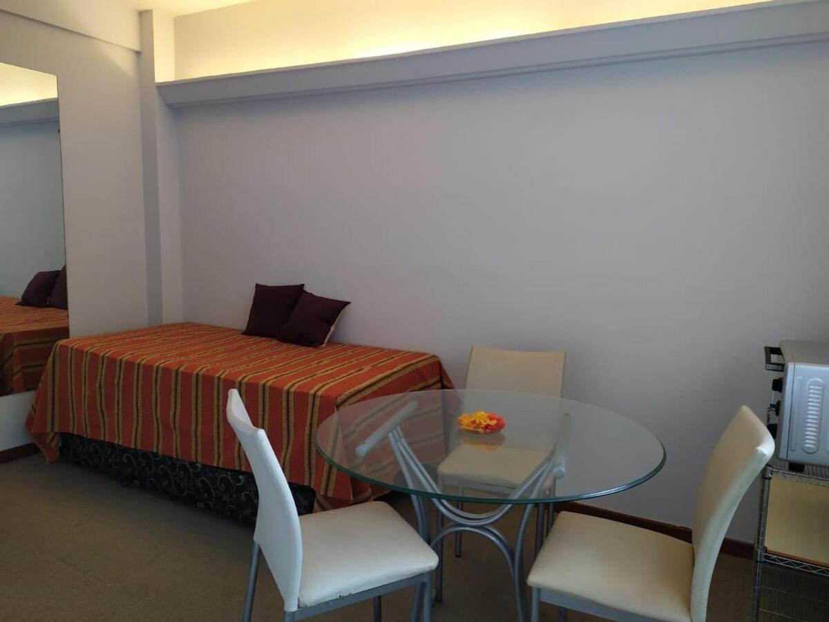En 9 De Julio Cerca Del Obelisco Apartamento