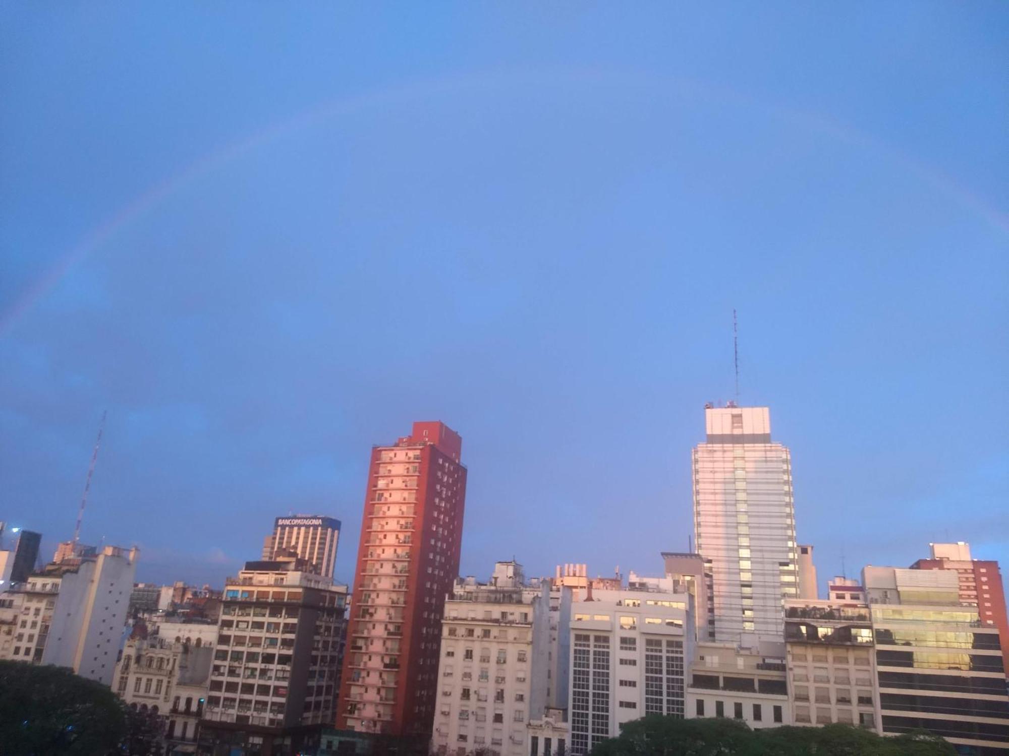 En 9 De Julio Cerca Del Obelisco Apartamento