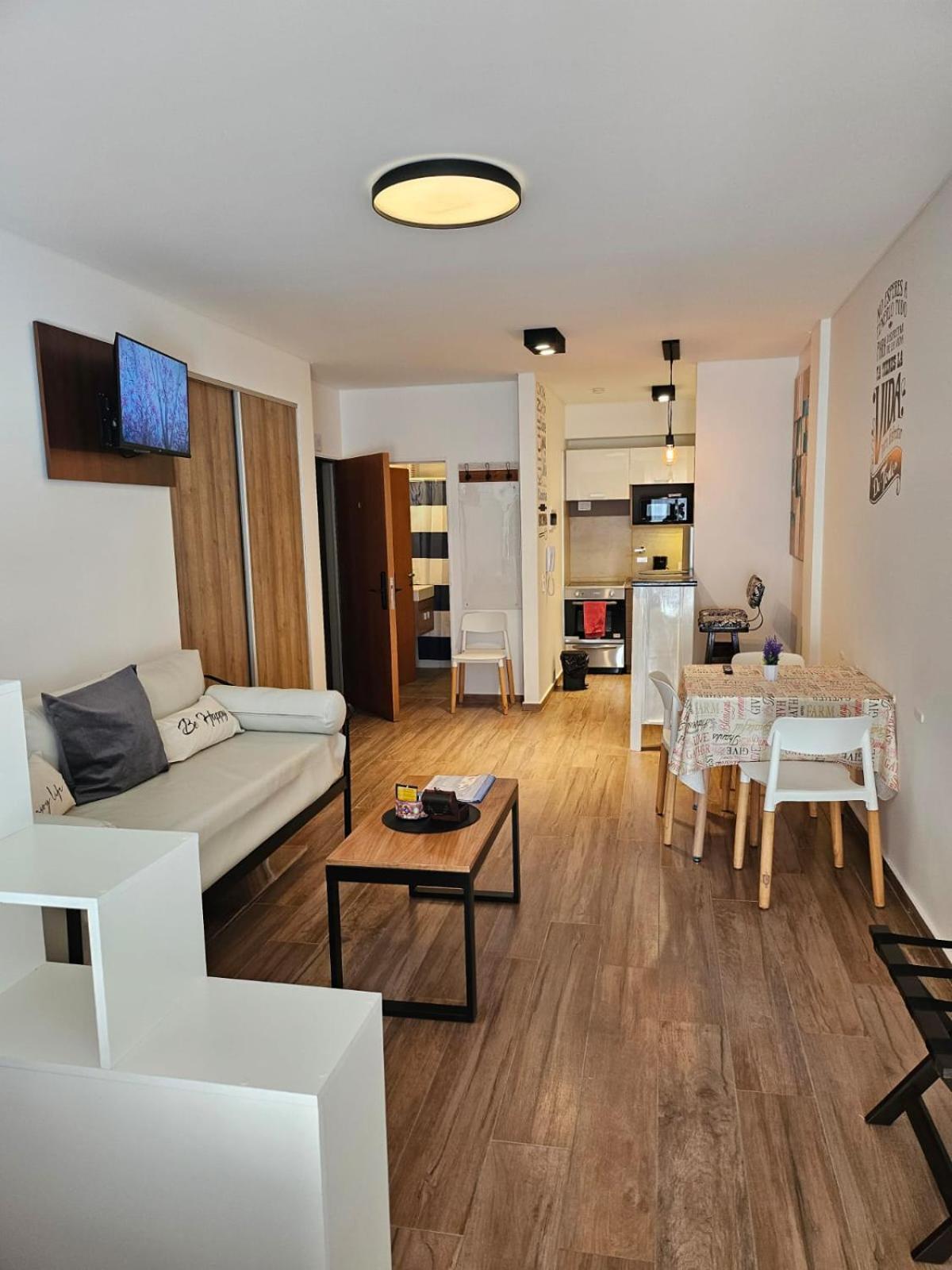 Apartamento Amplio Y Hermoso Departamento En Buenos Aires