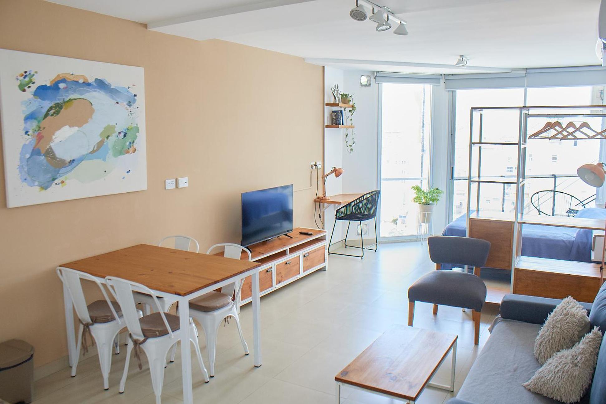 Apartamento A Estrenar! En El Cwntro De Ba. Con Parilla Y Pileta *