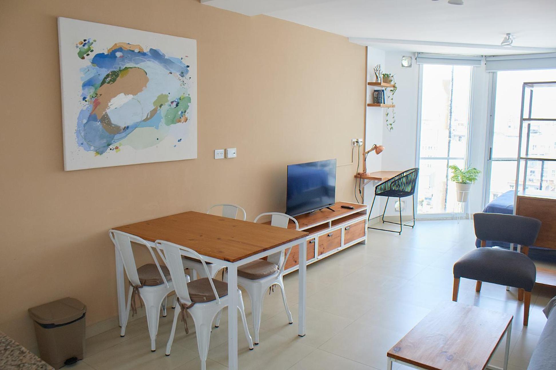 Apartamento A Estrenar! En El Cwntro De Ba. Con Parilla Y Pileta *