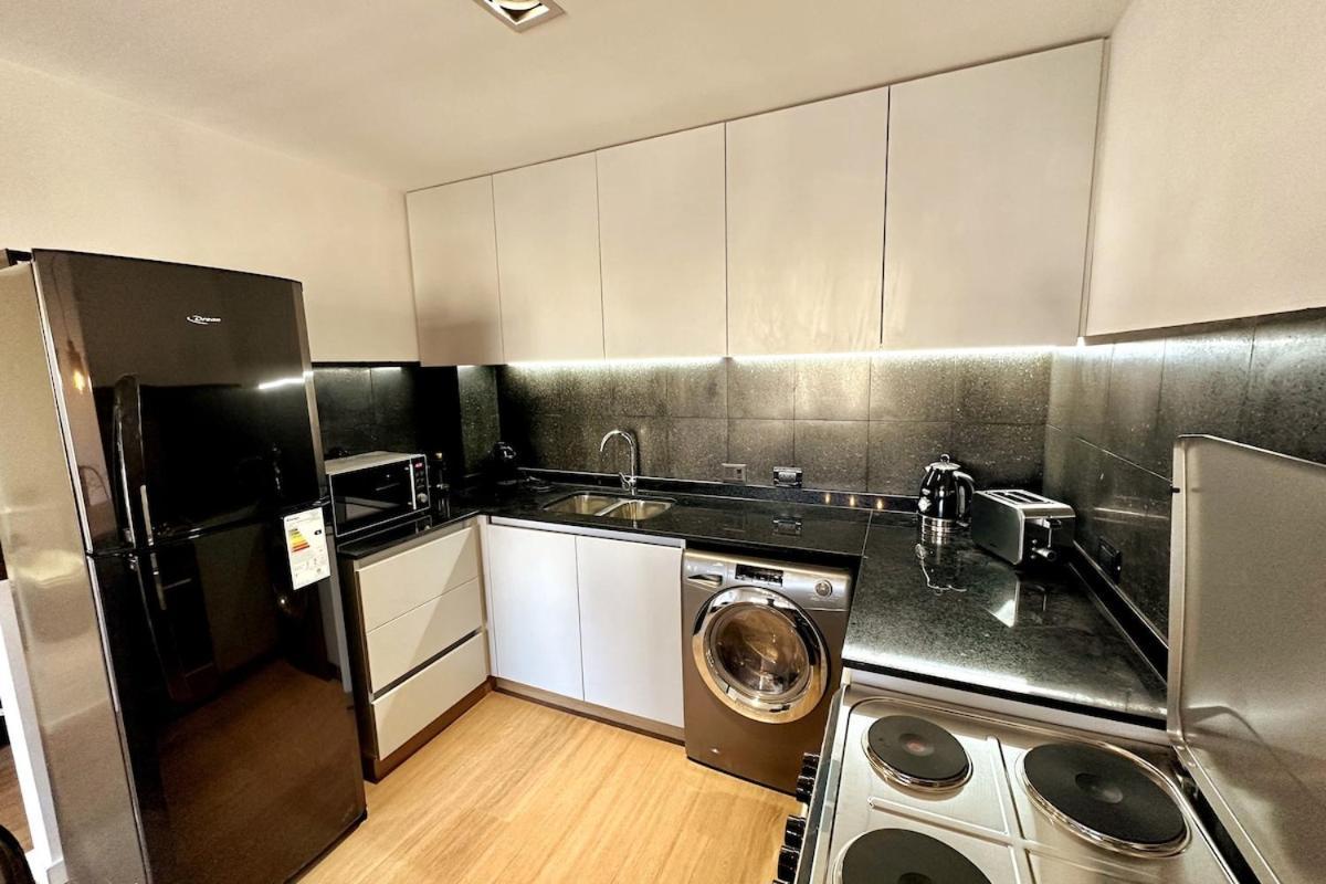 Hermoso 1 2 Banos Zona Movistar Arena Apartamento