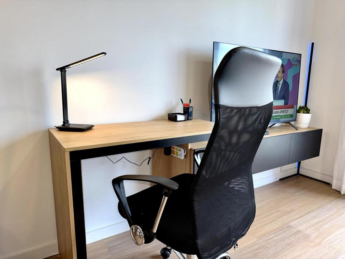 Apartamento Hermoso 1 2 Banos Zona Movistar Arena