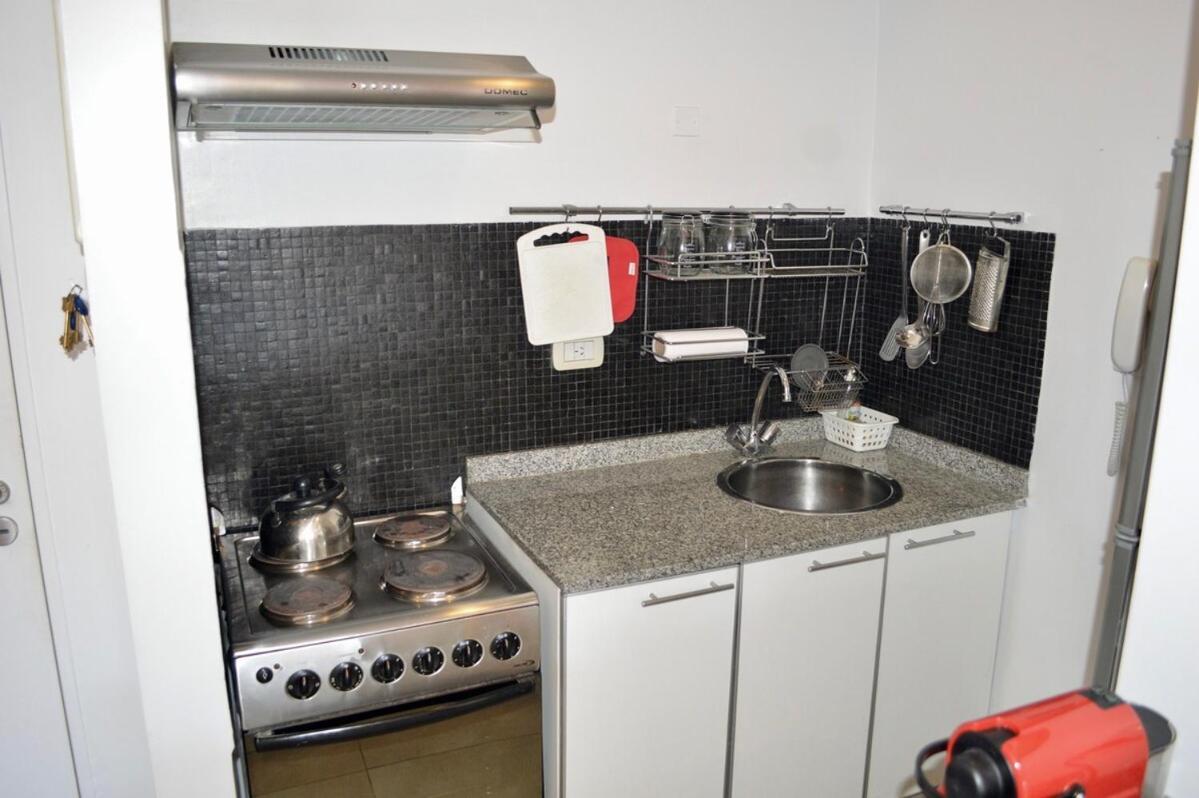 Luxury 1 Bedroom Canitas! Fast Wi-fi! Pool ! *