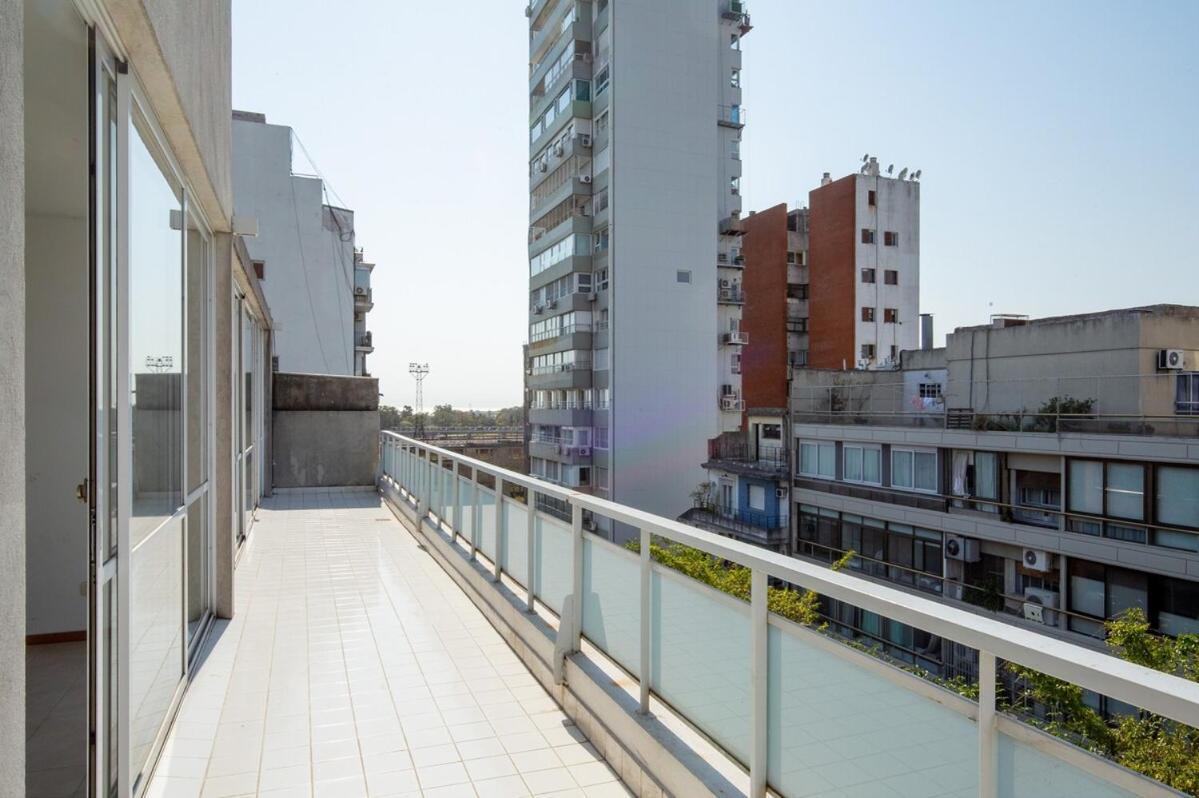 Luxury 1 Bedroom Canitas! Fast Wi-fi! Pool ! * Ciudad Autónoma de Buenos Aires