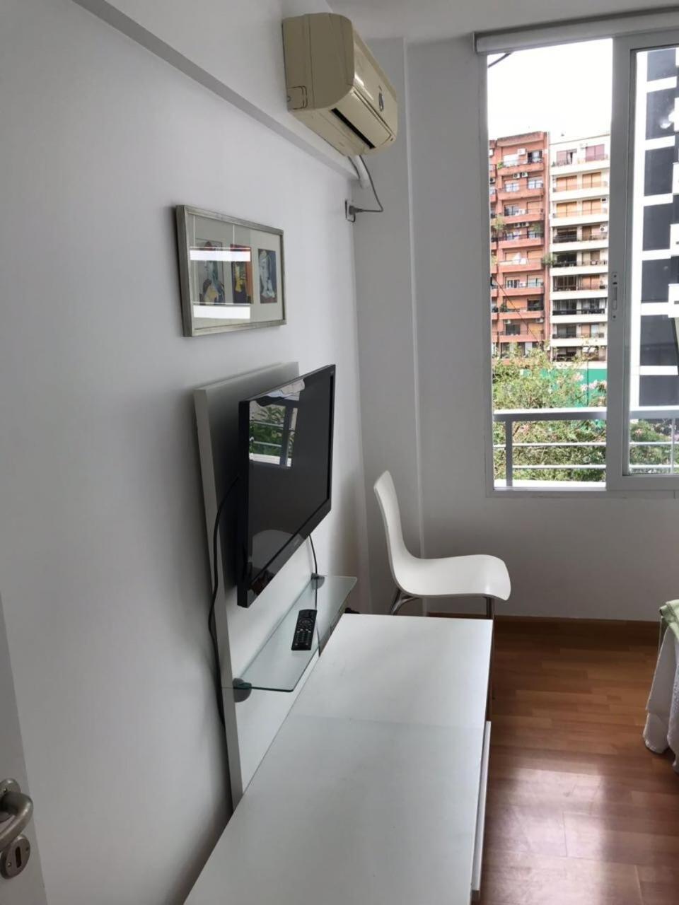 Luxury 1 Bedroom Canitas! Fast Wi-fi! Pool !