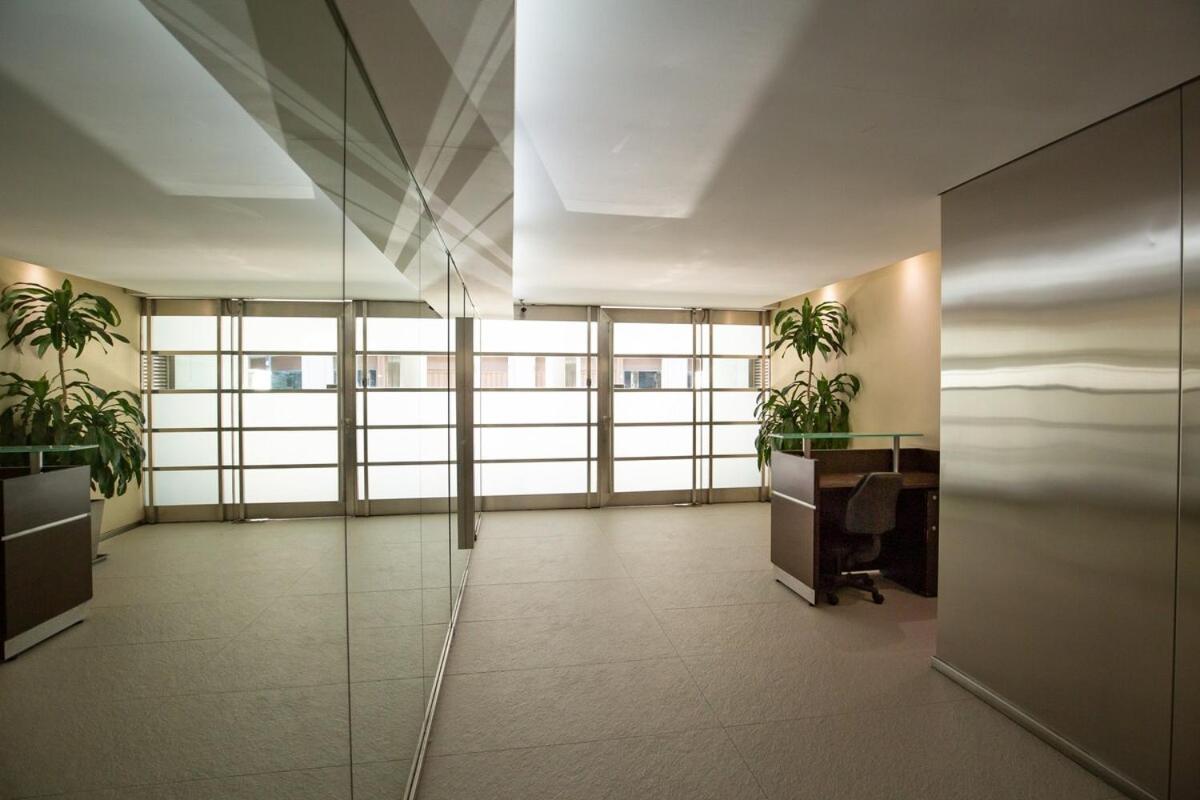 Luxury 1 Bedroom Canitas! Fast Wi-fi! Pool ! *