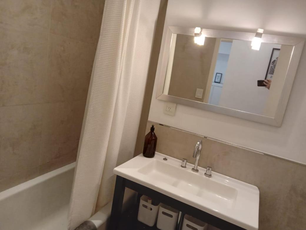 Muy Comodo Y Amplio Semi Piso En Recoleta, De Mejores Zonas De *