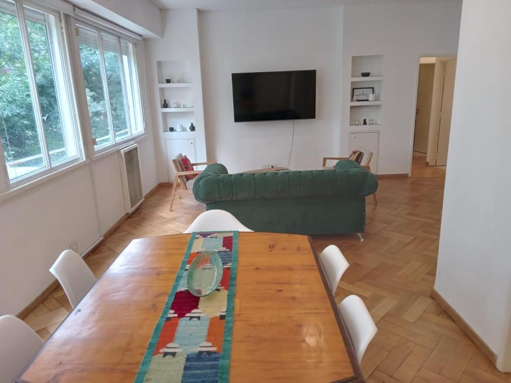 Muy Comodo Y Amplio Semi Piso En Recoleta, De Mejores Zonas De Apartamento
