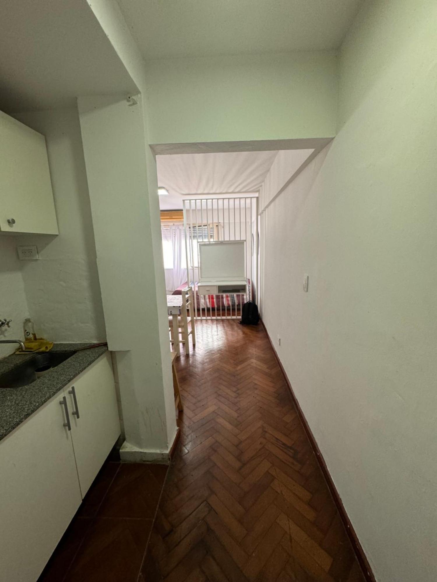 Departamento En Once Zona Comercial