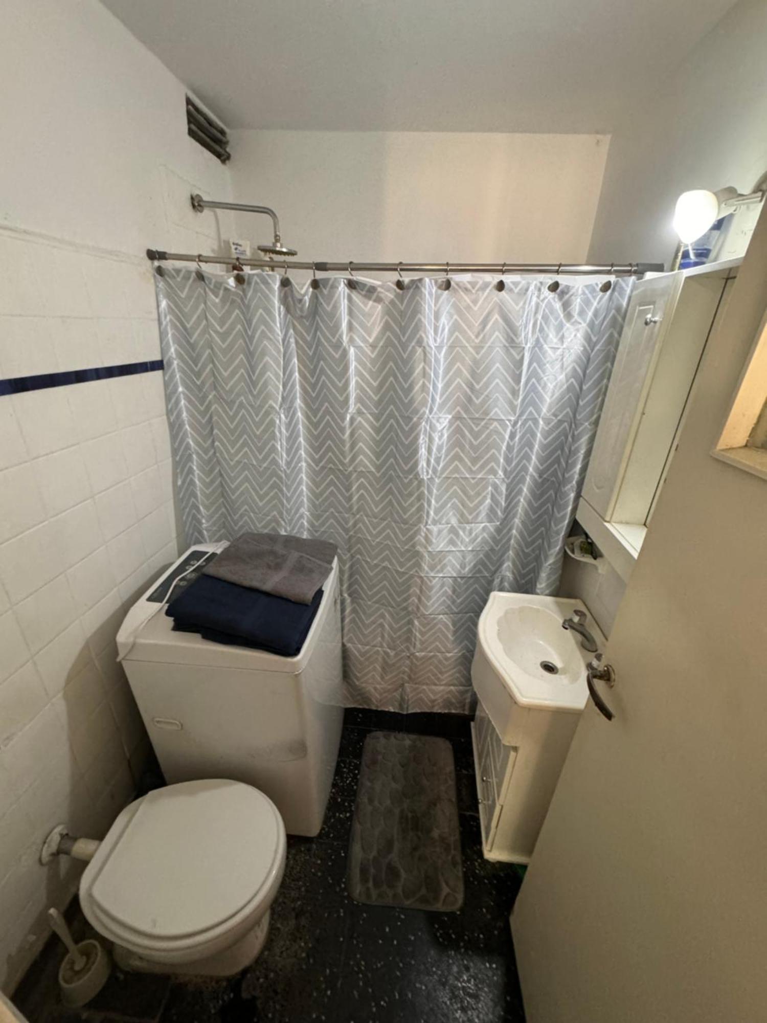 Departamento En Once Zona Comercial Apartamento *