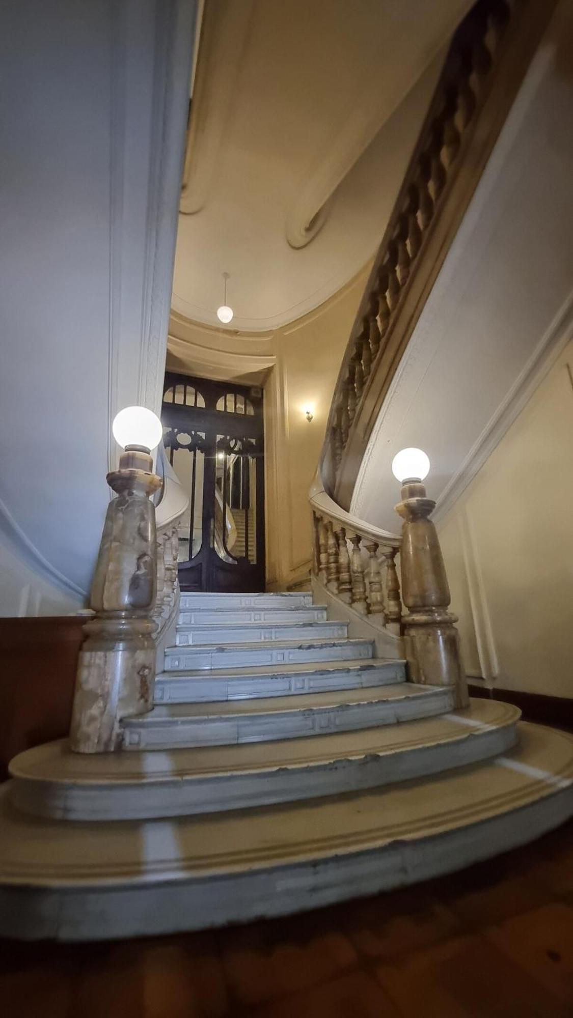Monumento Historico En Palacio Vera - Estilo Art Nouveau - Plusprops *