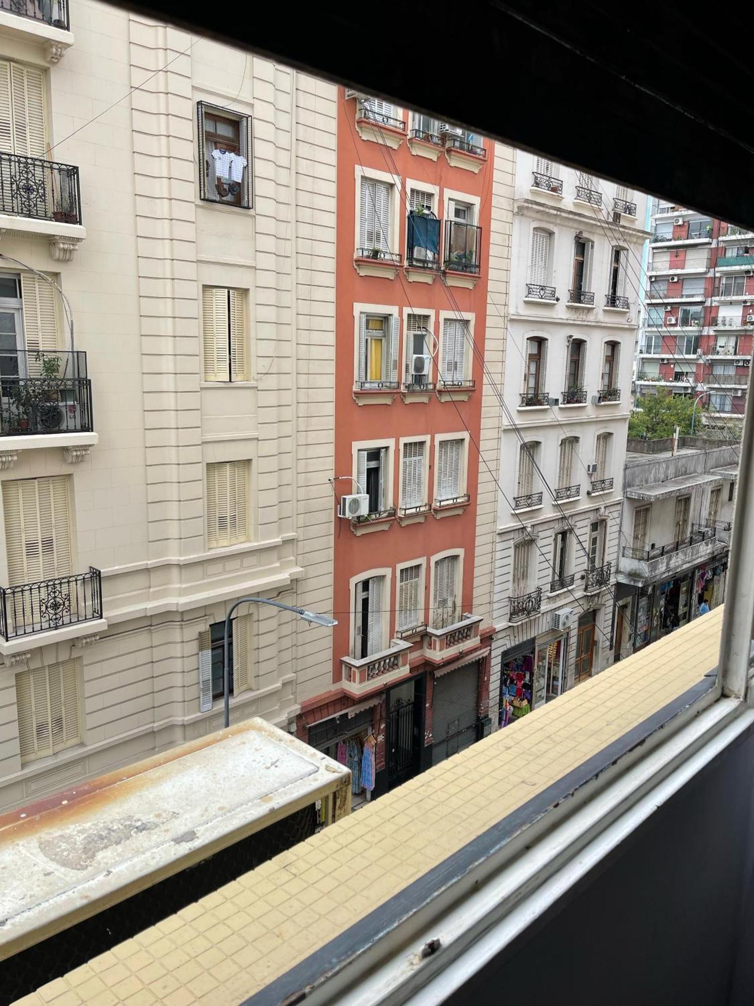 Departamento En Once Zona Comercial Ciudad Autónoma de Buenos Aires