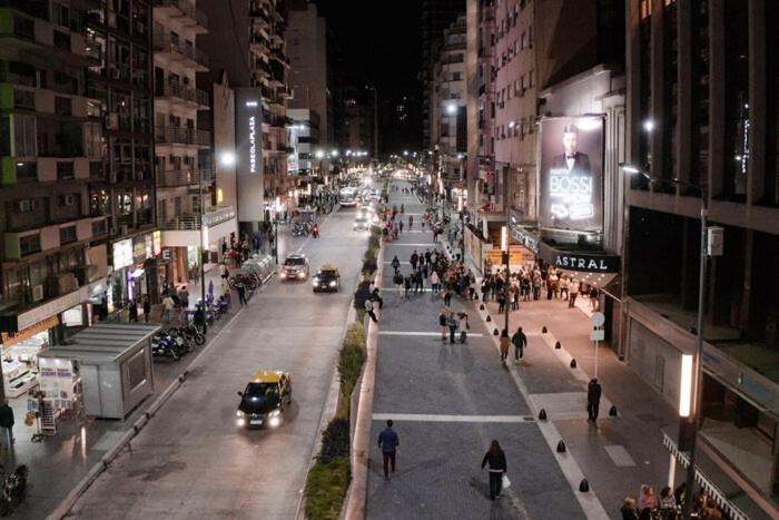 Apartamento Lindisimo Monoambiente A La Calle, En Teatral Caba