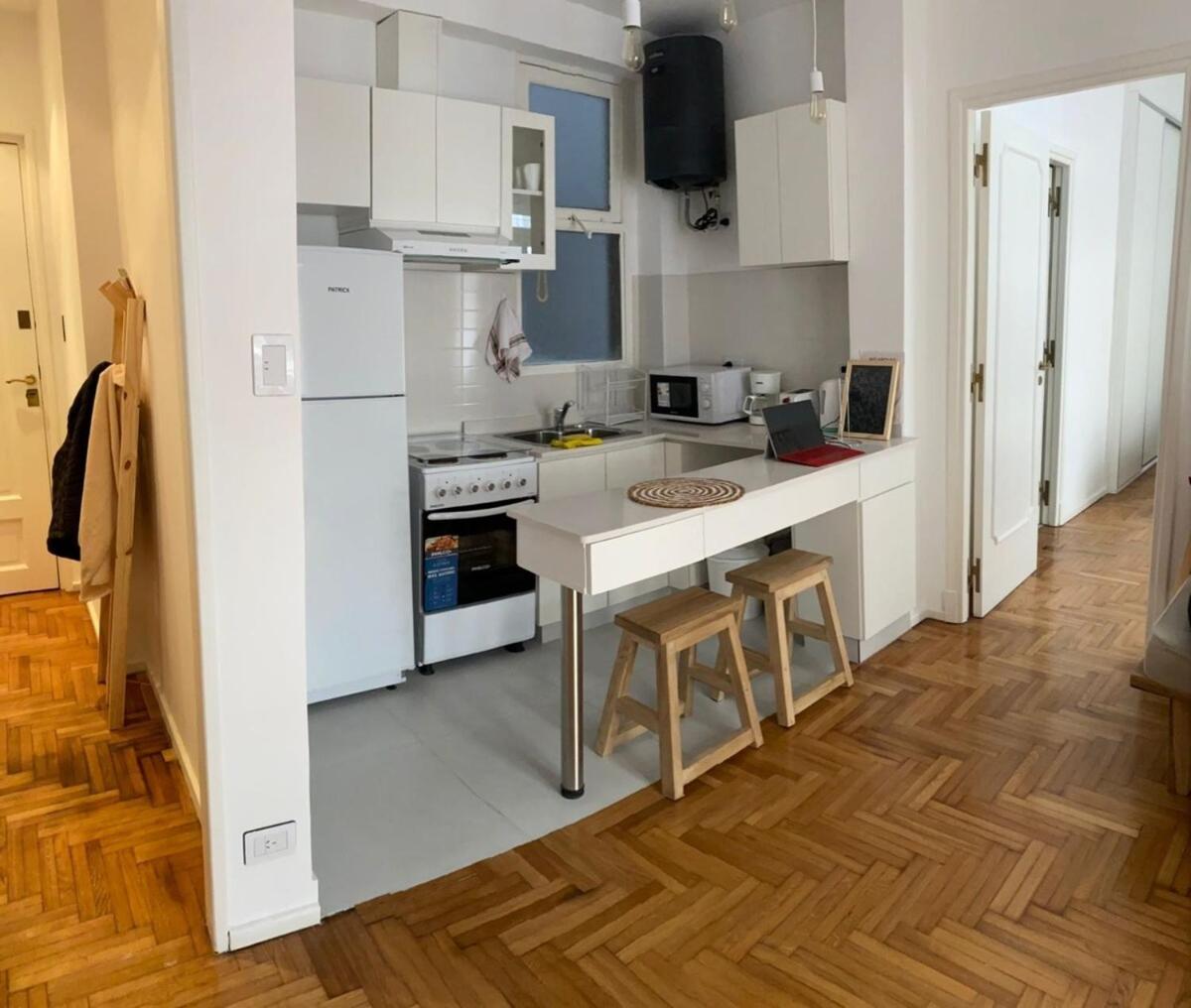 Apartamento Luminoso En Recoleta Cerca Del Cementerio