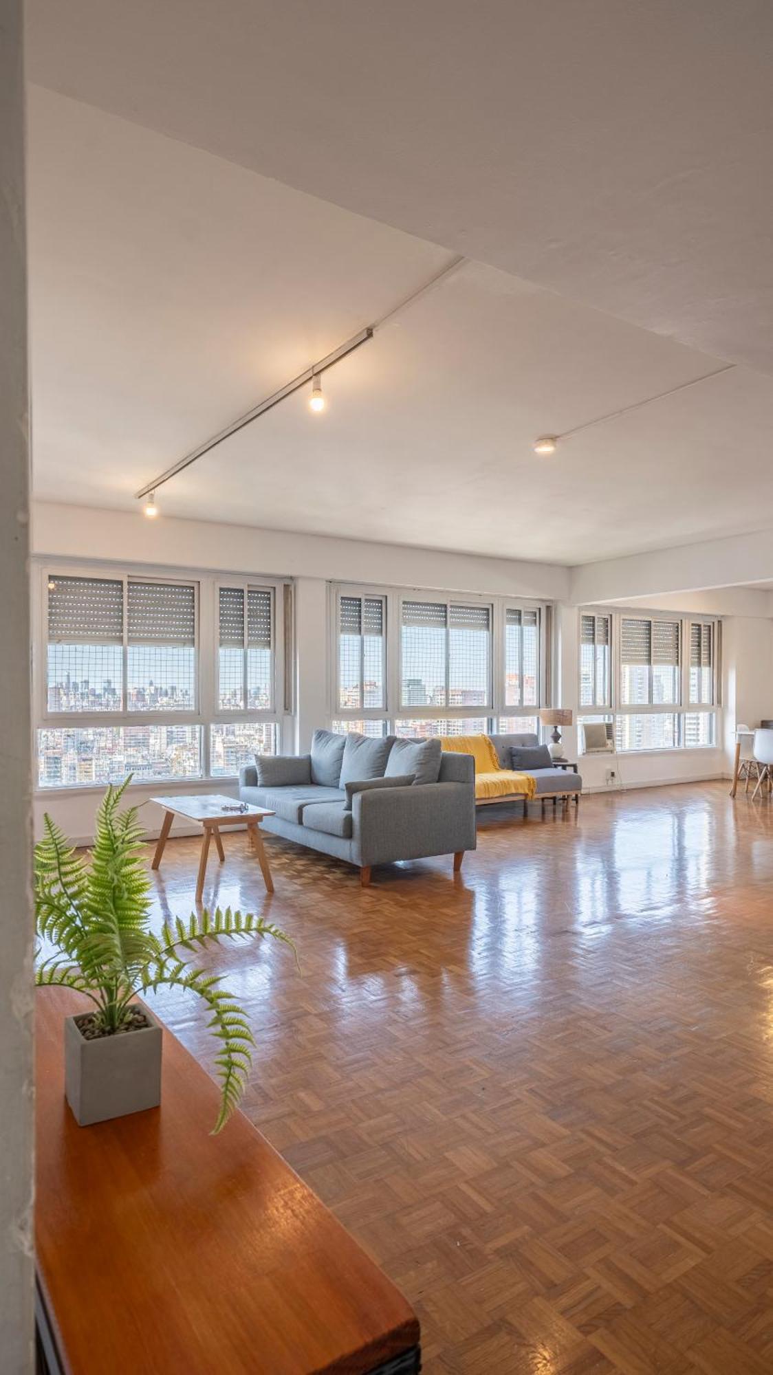 Spacious 5br Classic In Palermo *