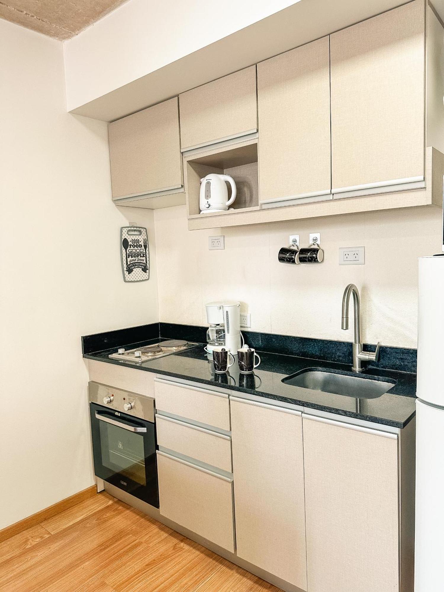 Bt Homes - Fitz Roy 2077 *