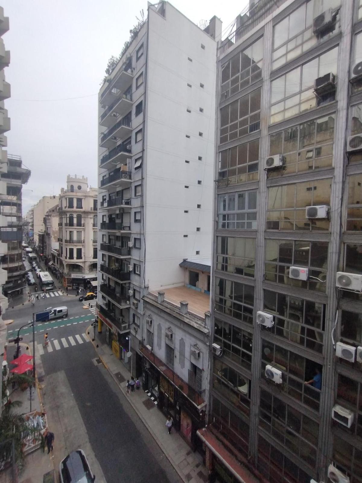 Porteno Av Corrientes Obelisco Bars Theater