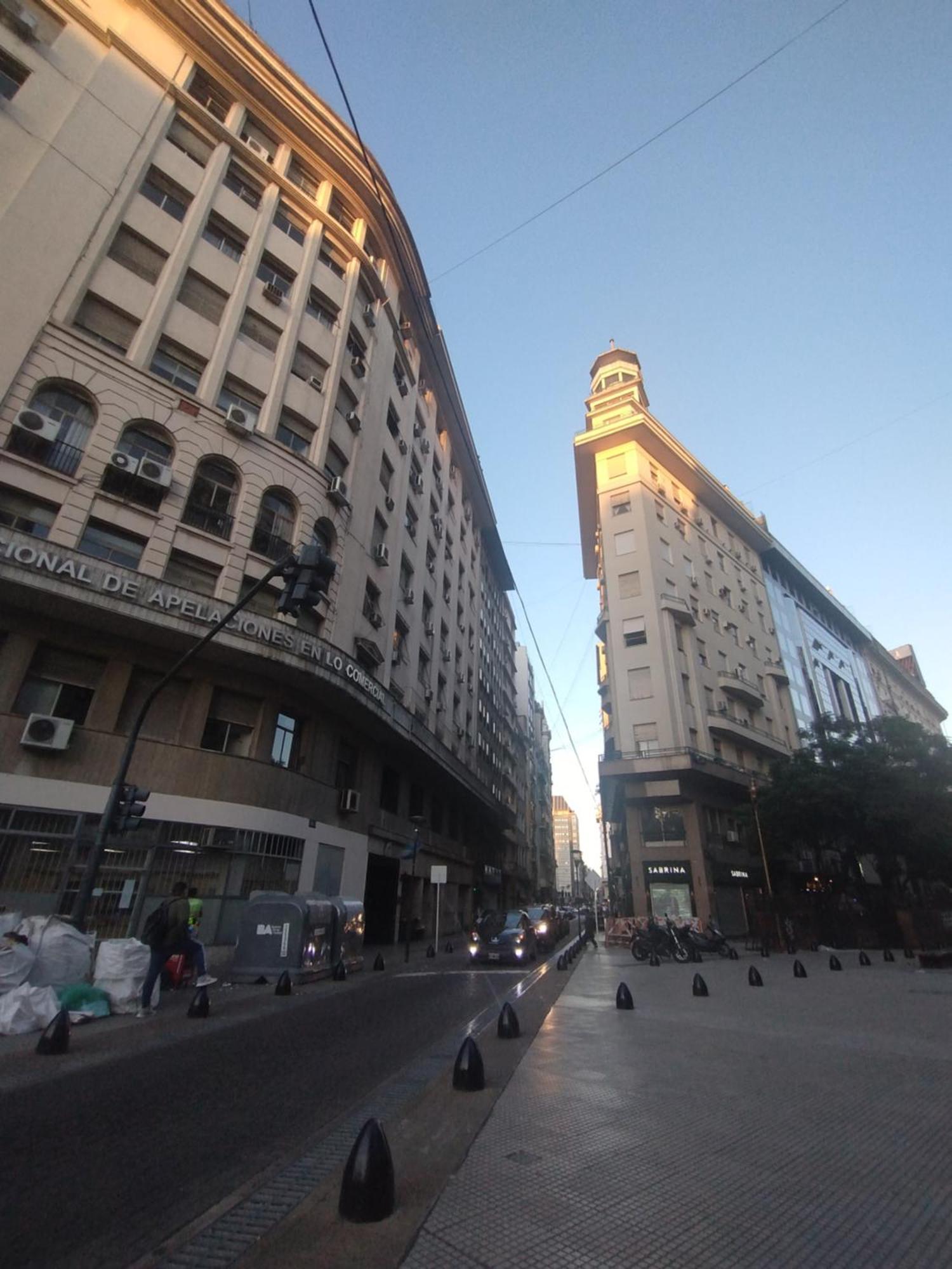 Porteno Av Corrientes Obelisco Bars Theater Ciudad Autónoma de Buenos Aires