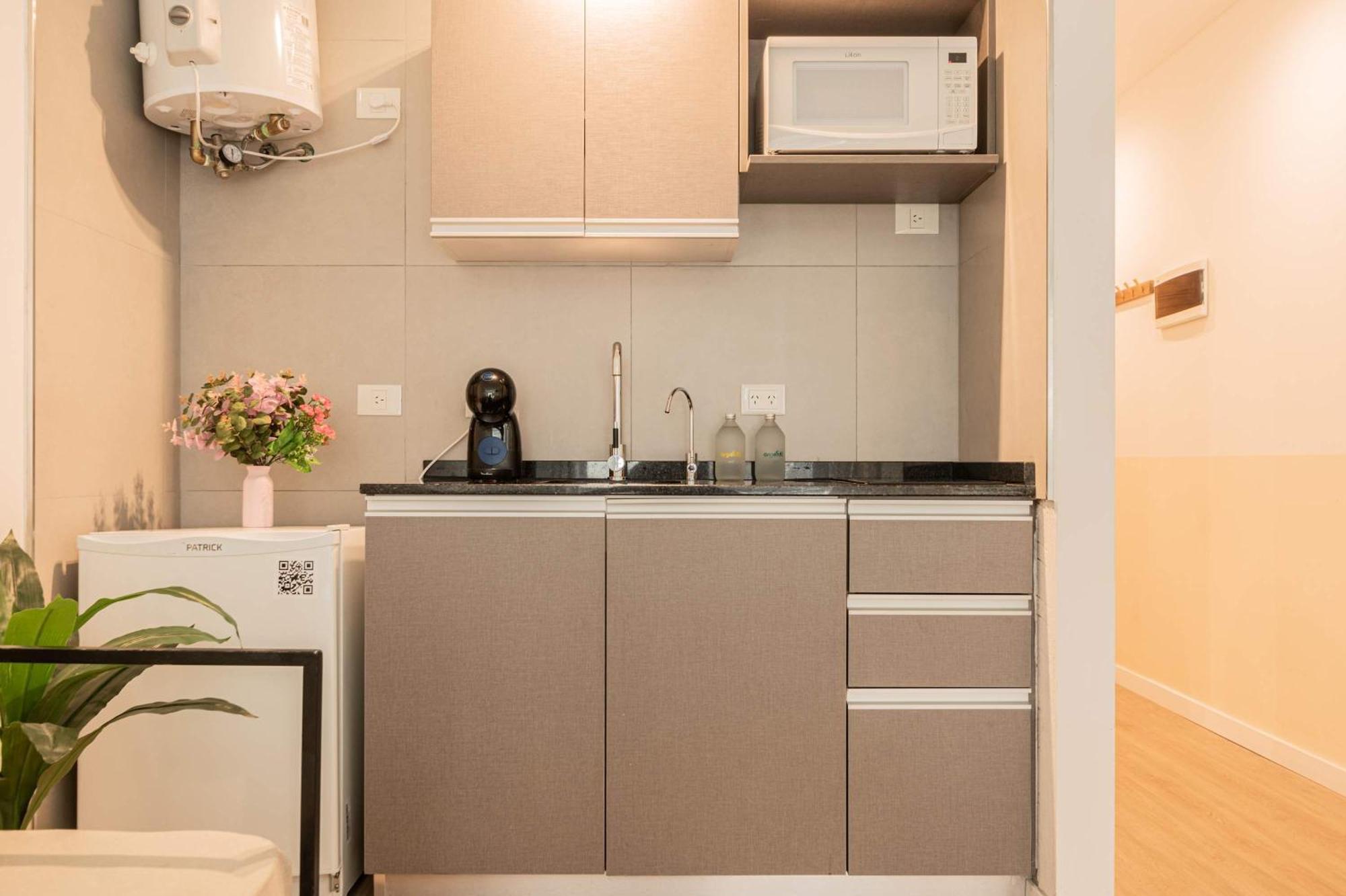 Apartamento Fliphaus Azcuenaga 1800 'a' Loft In Recoleta Mall