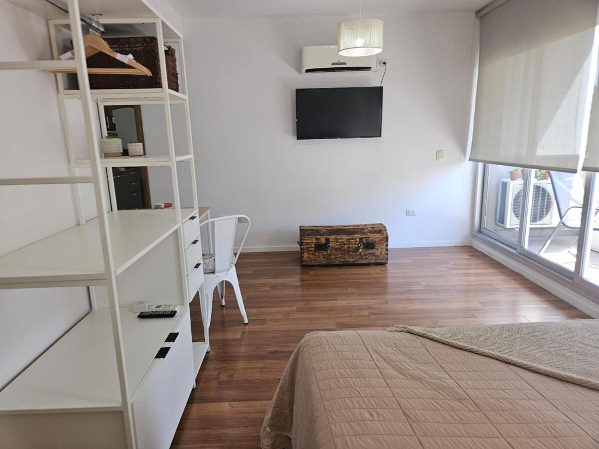 Encantador Y Acogedor Con Balcon En Almagro - Gran Ubicacion *