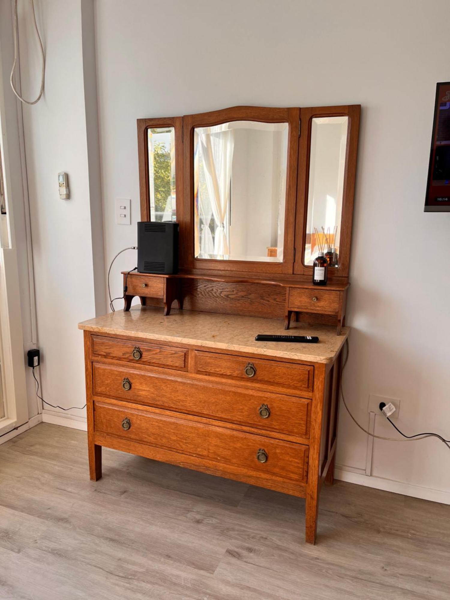 Apartamento Calido Y Amplio En Recoleta A 100mts Av Cordoba Y Callao *