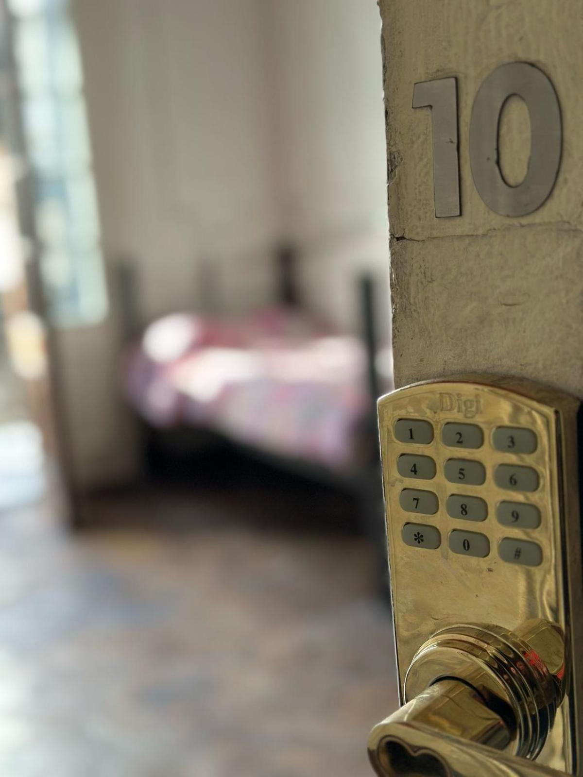 Ideal Social Hostal *