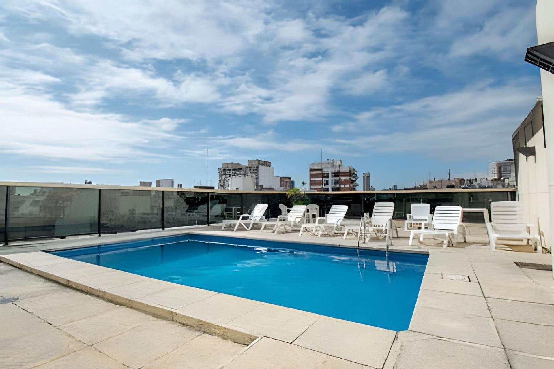 Arenales: Modernos Con Piscina Y Seguridad 24hs. En Recoleta