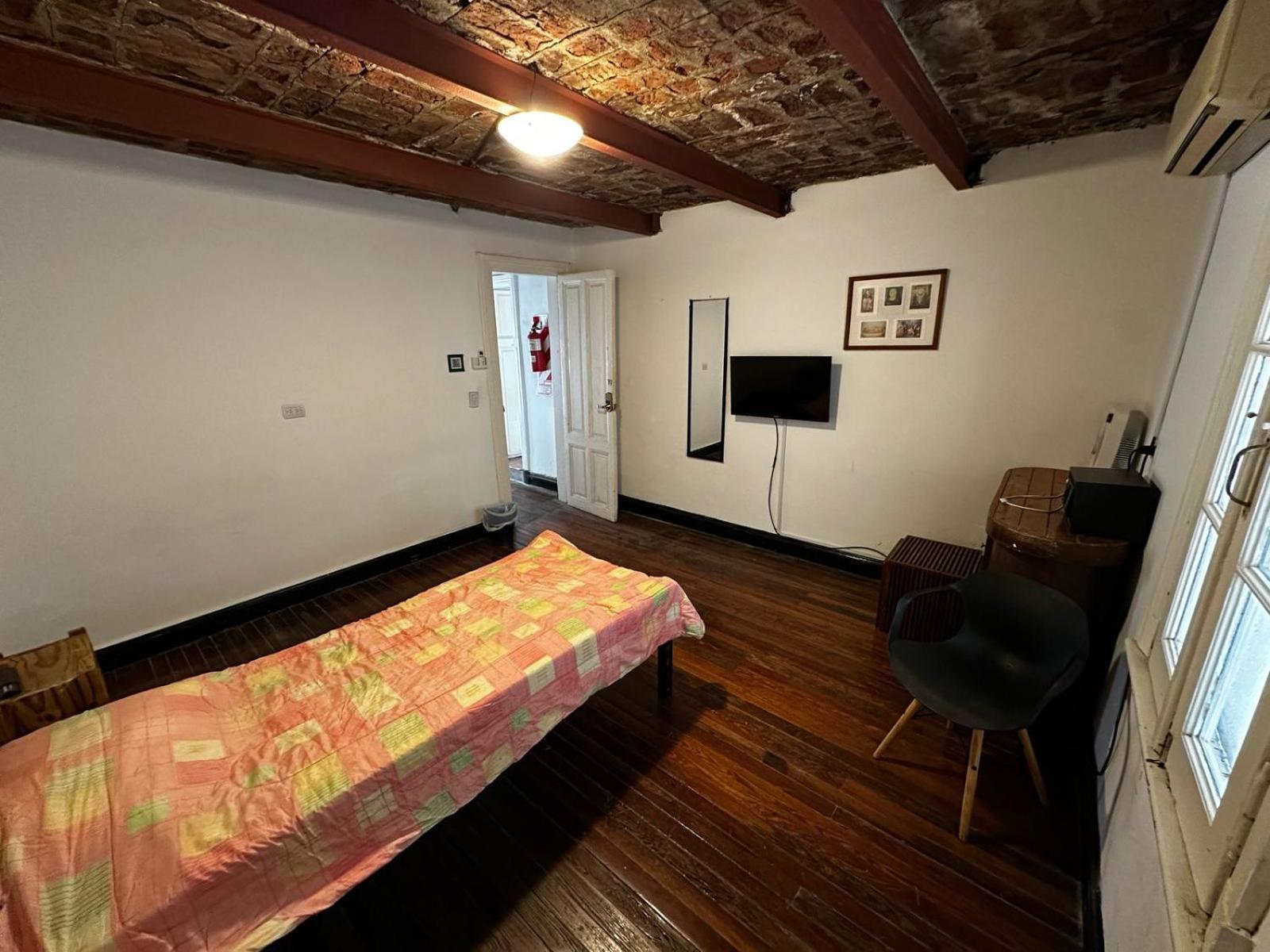 Ideal Center Albergue